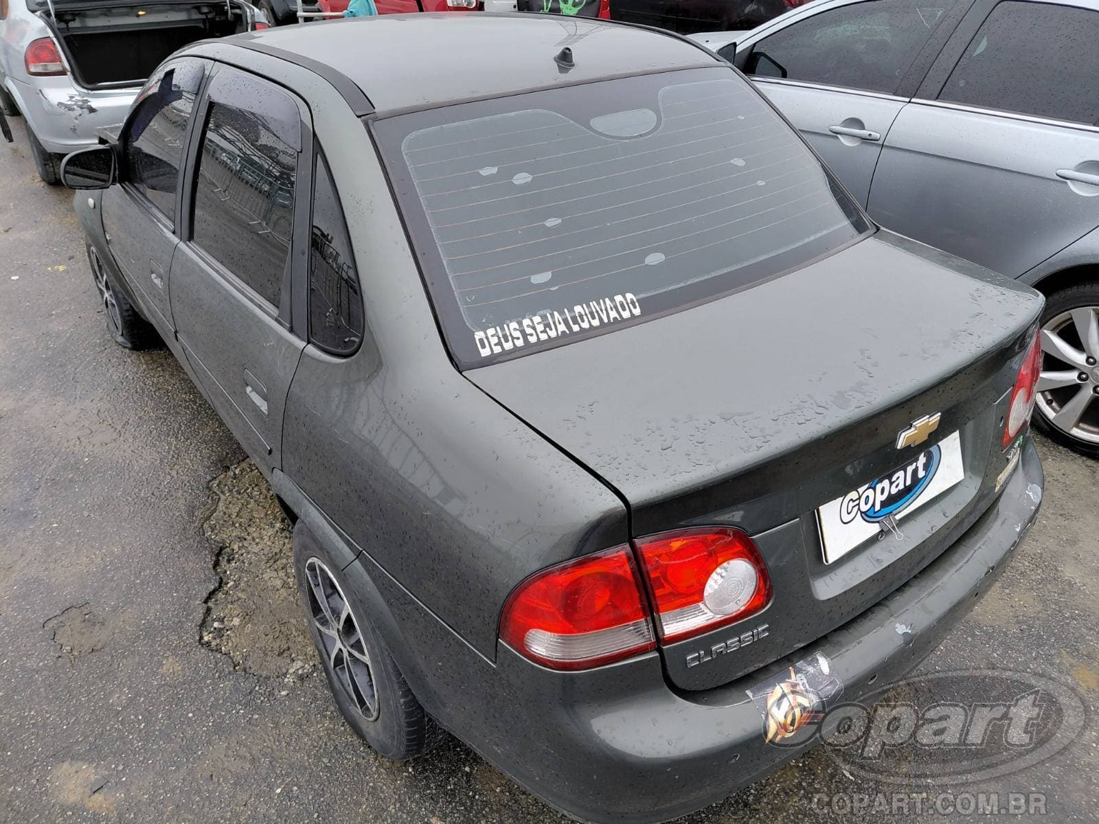 Chevrolet Classic 2011 — foto 3
