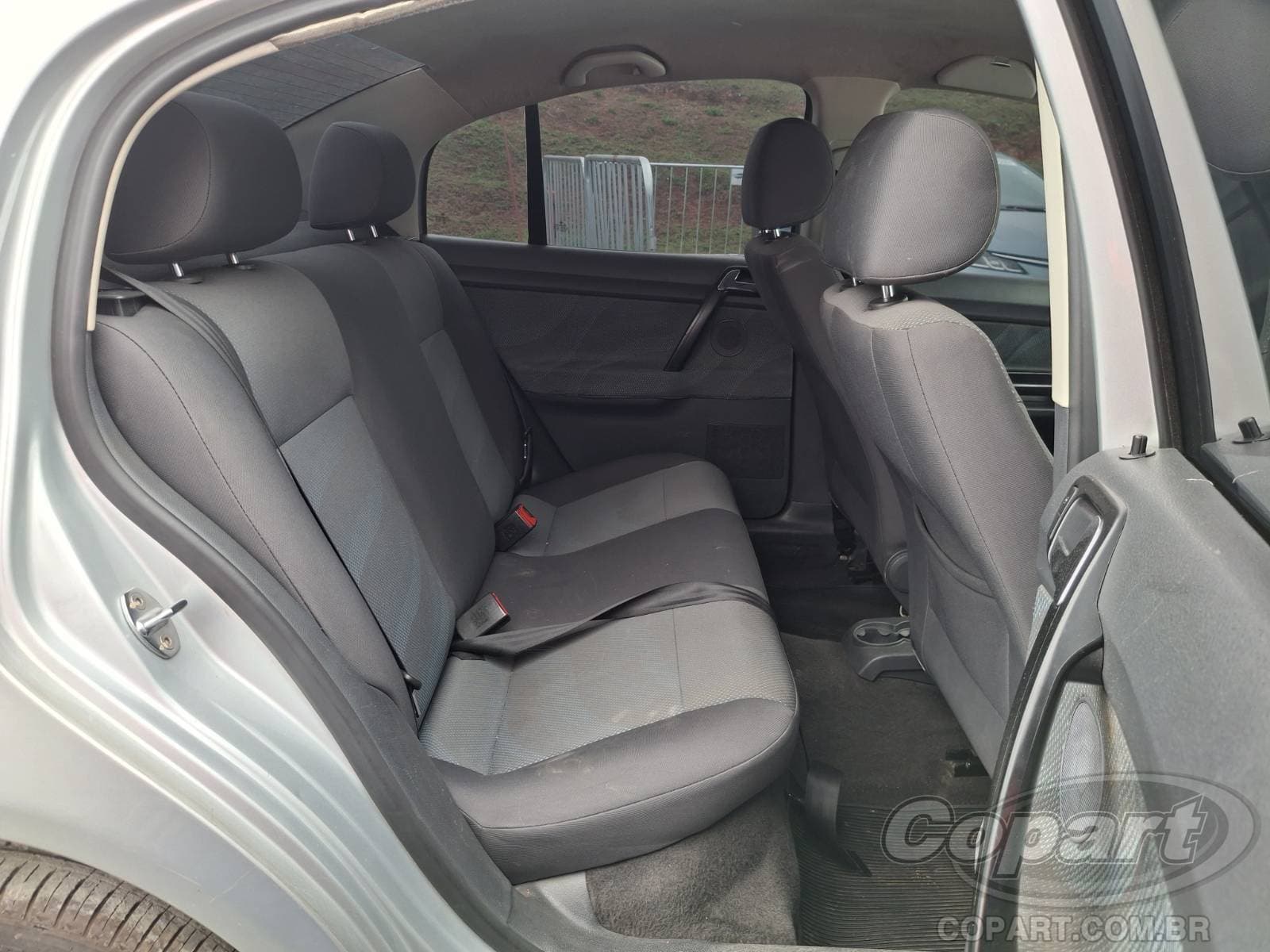 Volkswagen Polo Sedan 2012 — foto 6