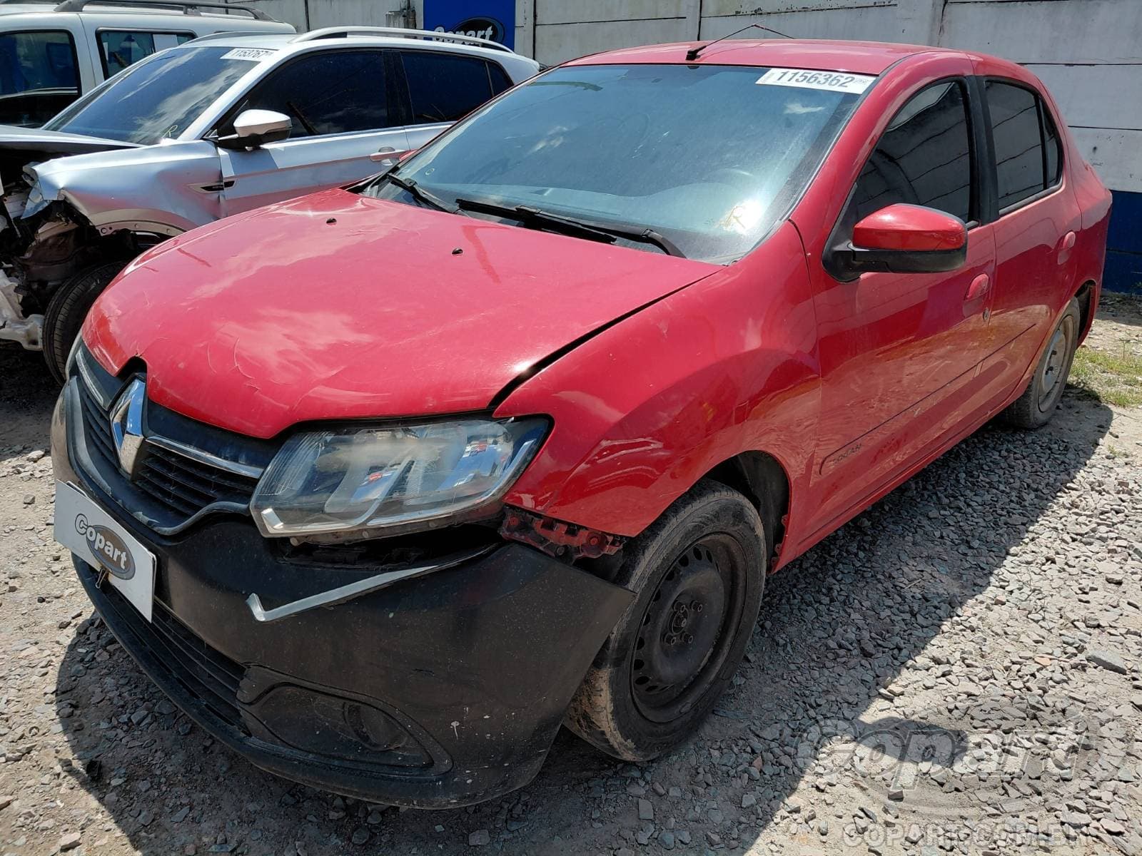 Renault Logan 2018 — foto 2