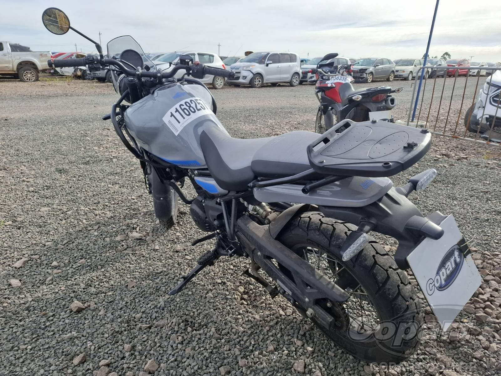 Royal Enfield Himalayan 2026 — foto 3
