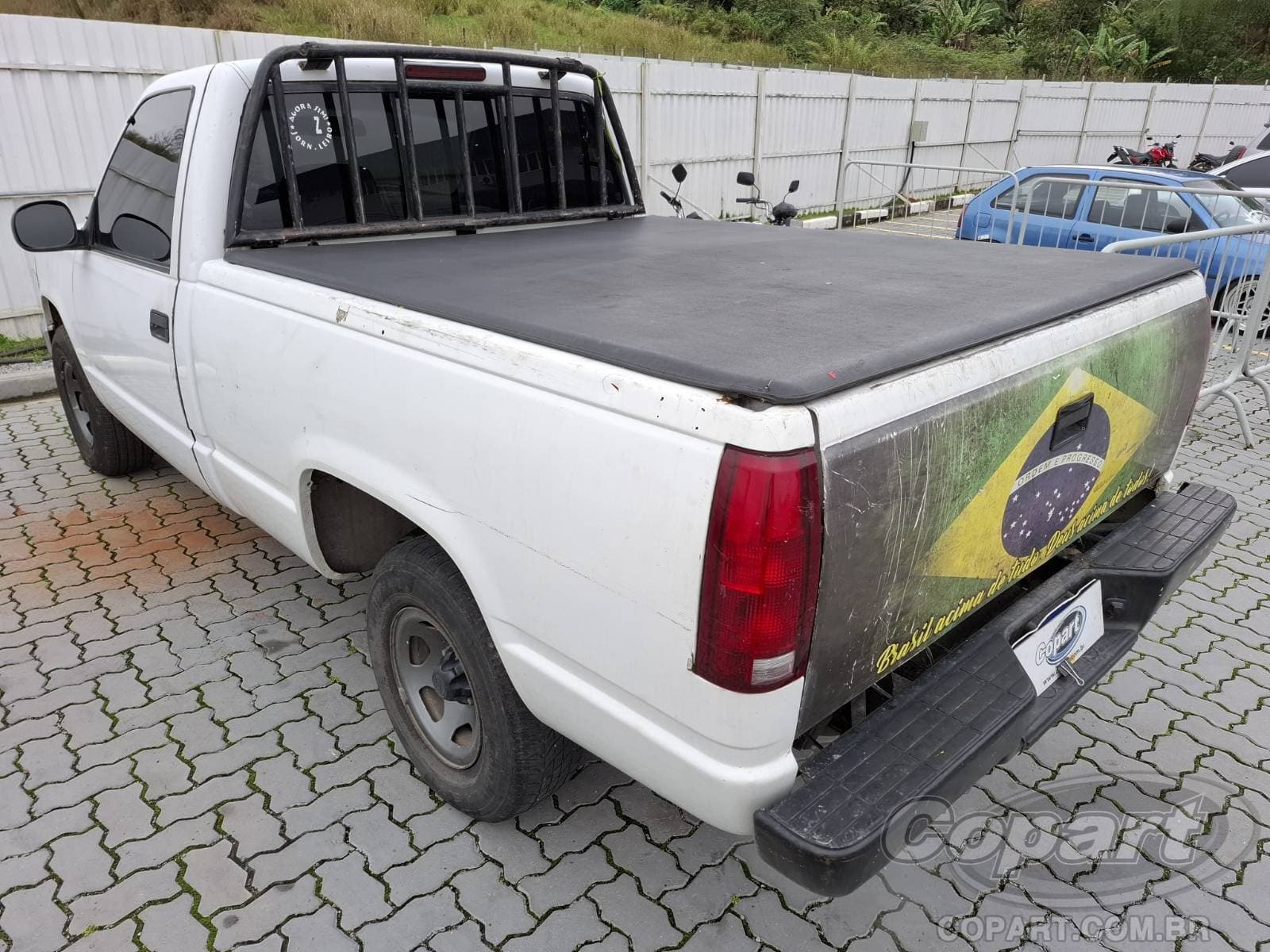 Chevrolet Silverado 1998 — foto 3