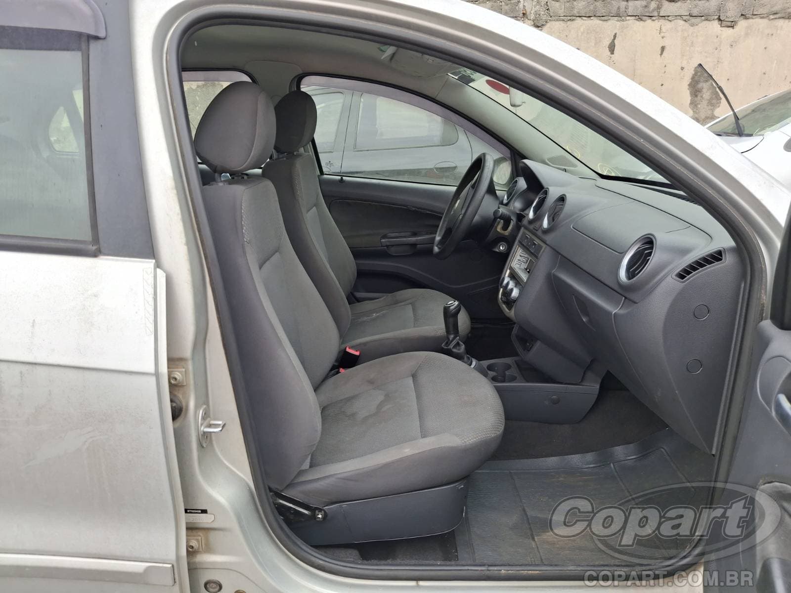 Volkswagen Voyage 2011 — foto 5