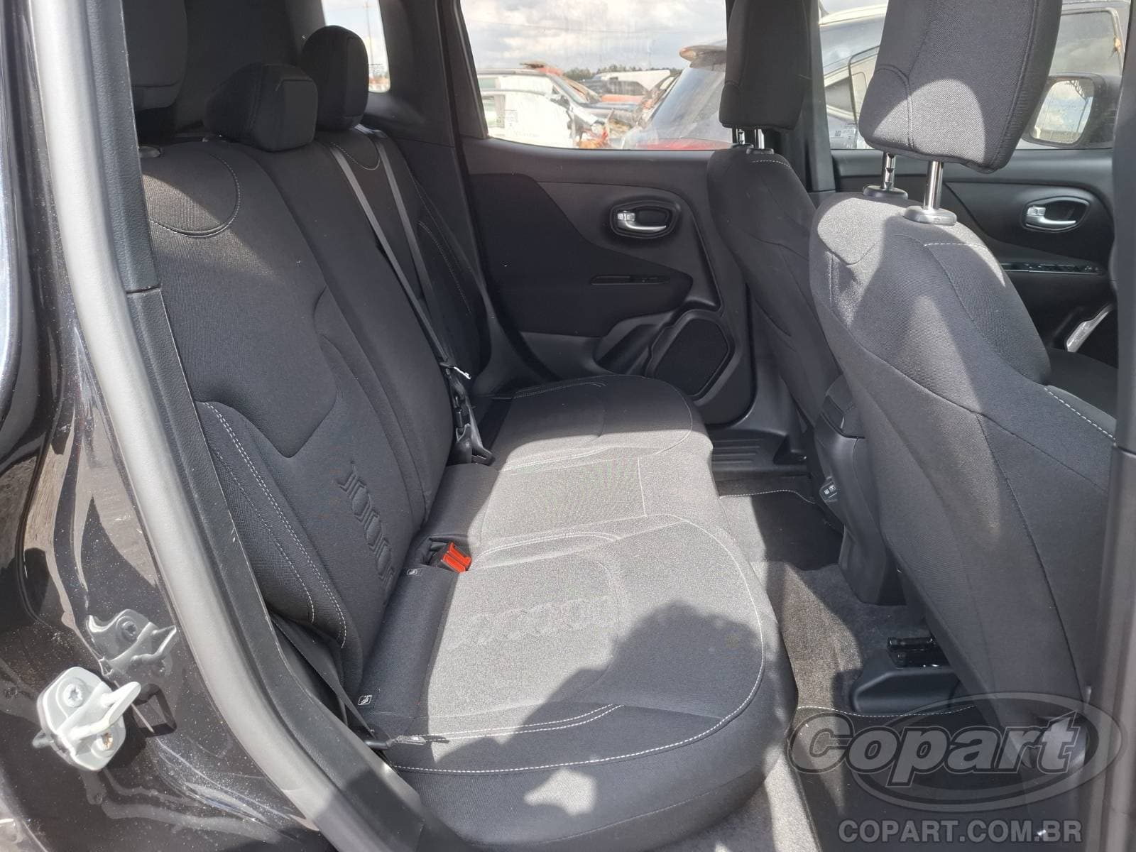 Jeep Renegade 2024 — foto 6
