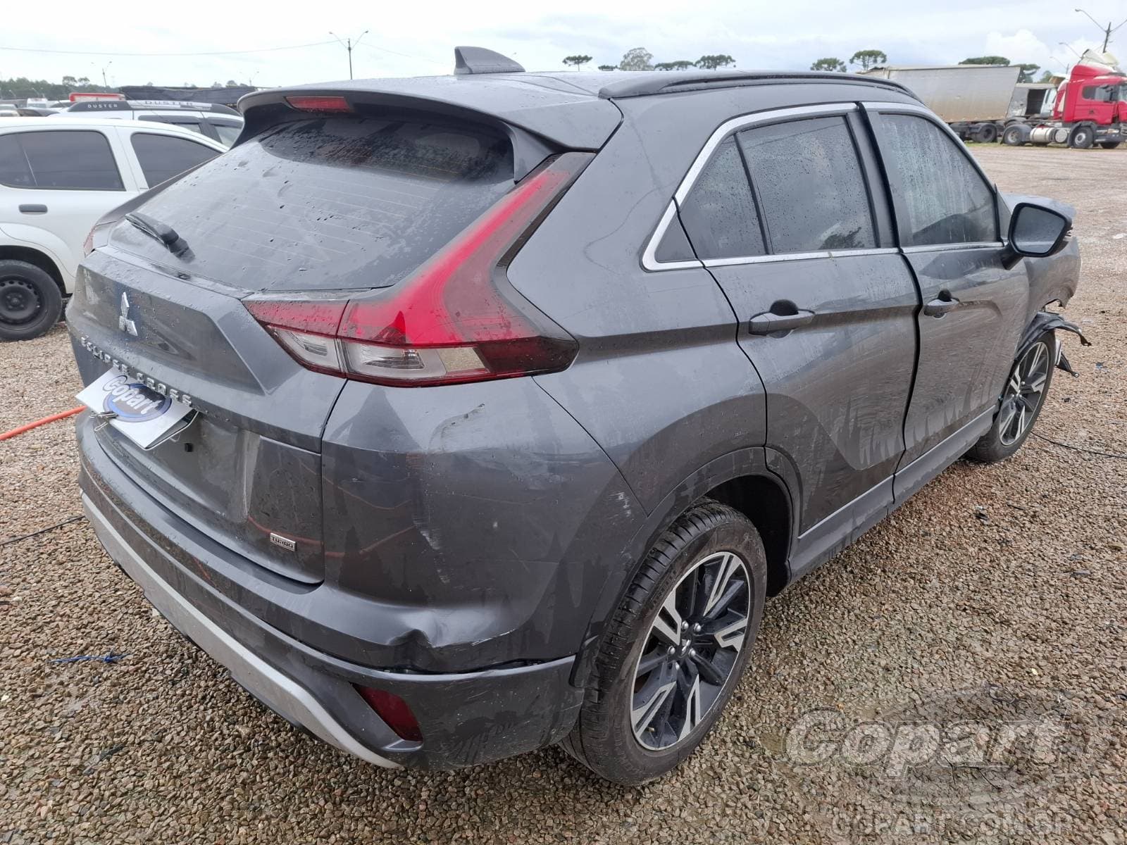 Mitsubishi Eclipse Cross 2025 — foto 4