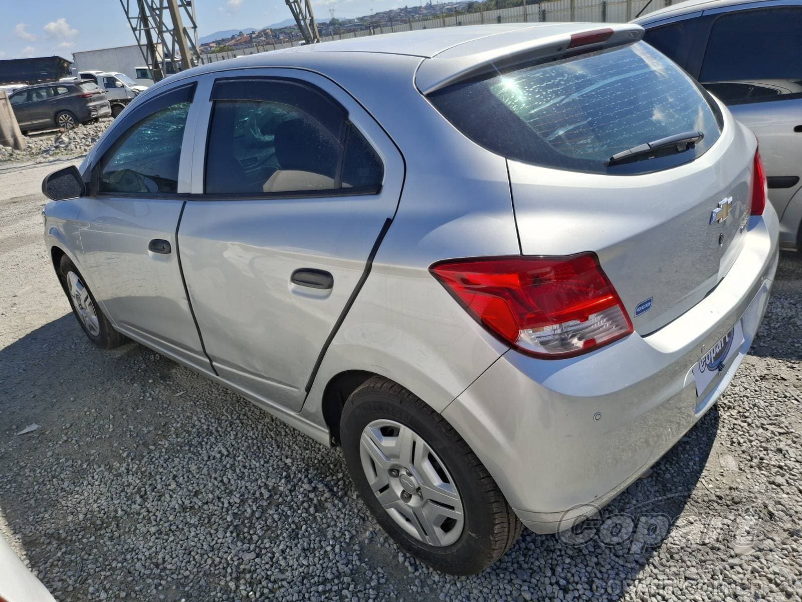 Chevrolet Onix 2017 — foto 3