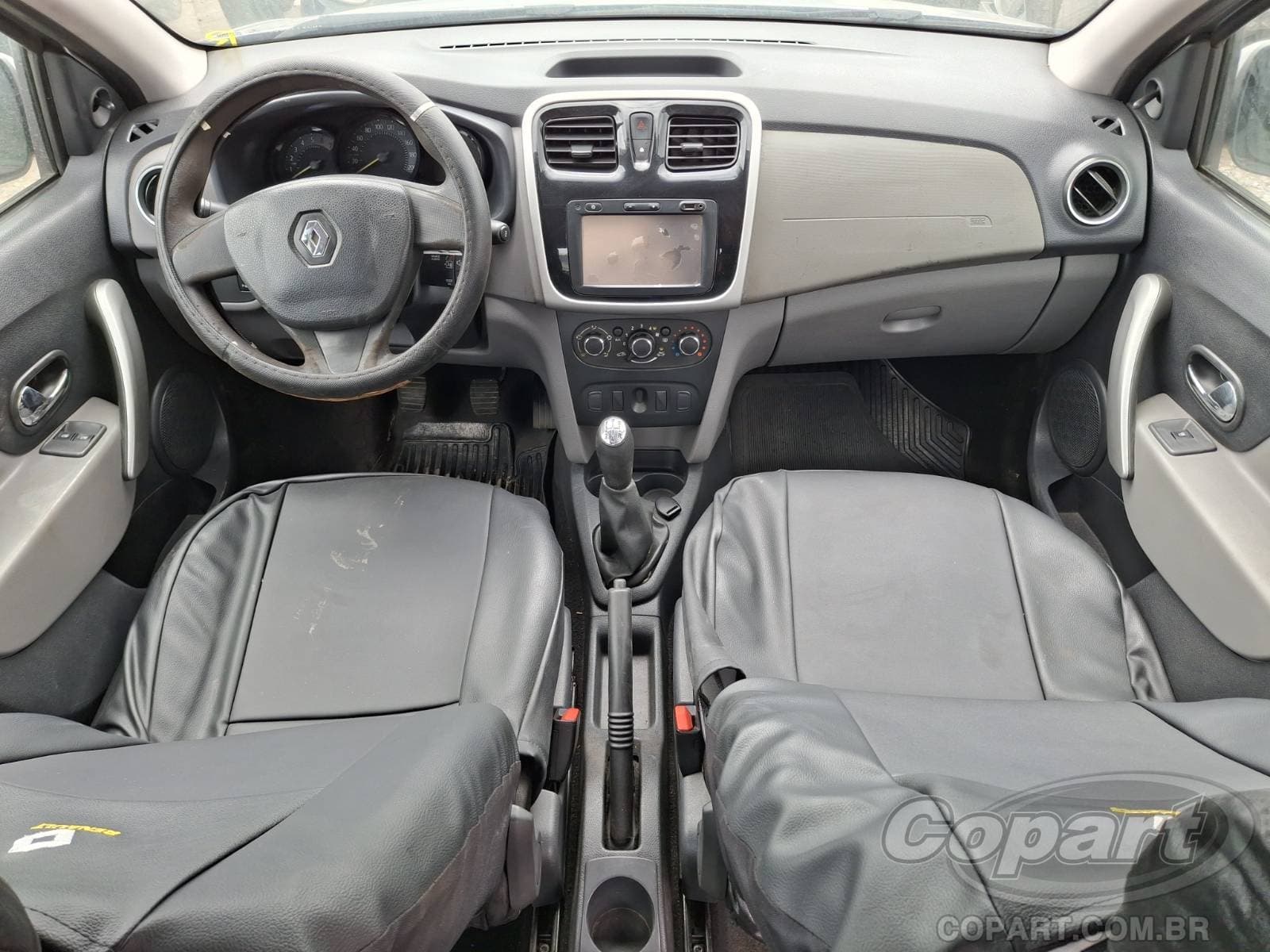 Renault Logan 2017 — foto 9