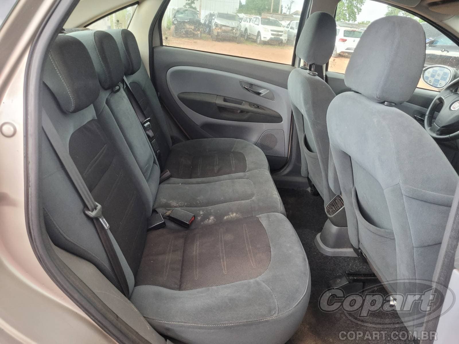 Fiat Linea 2013 — foto 6