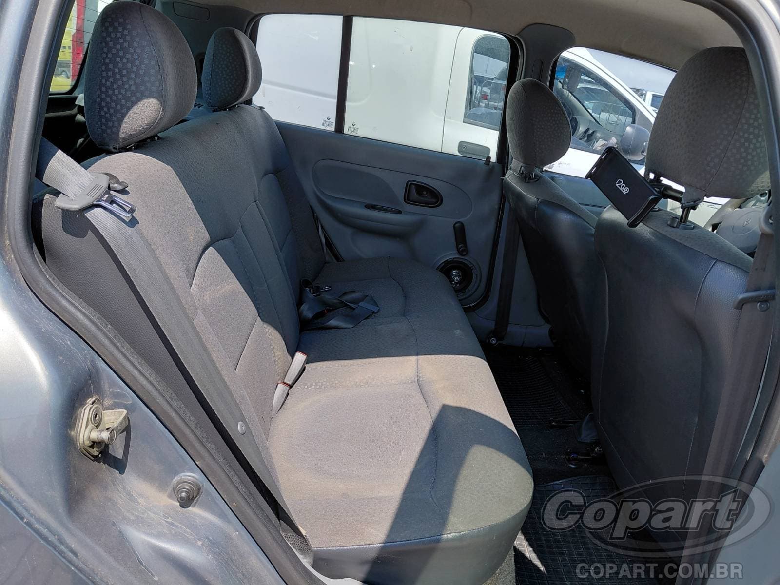 Renault Clio 2011 — foto 6
