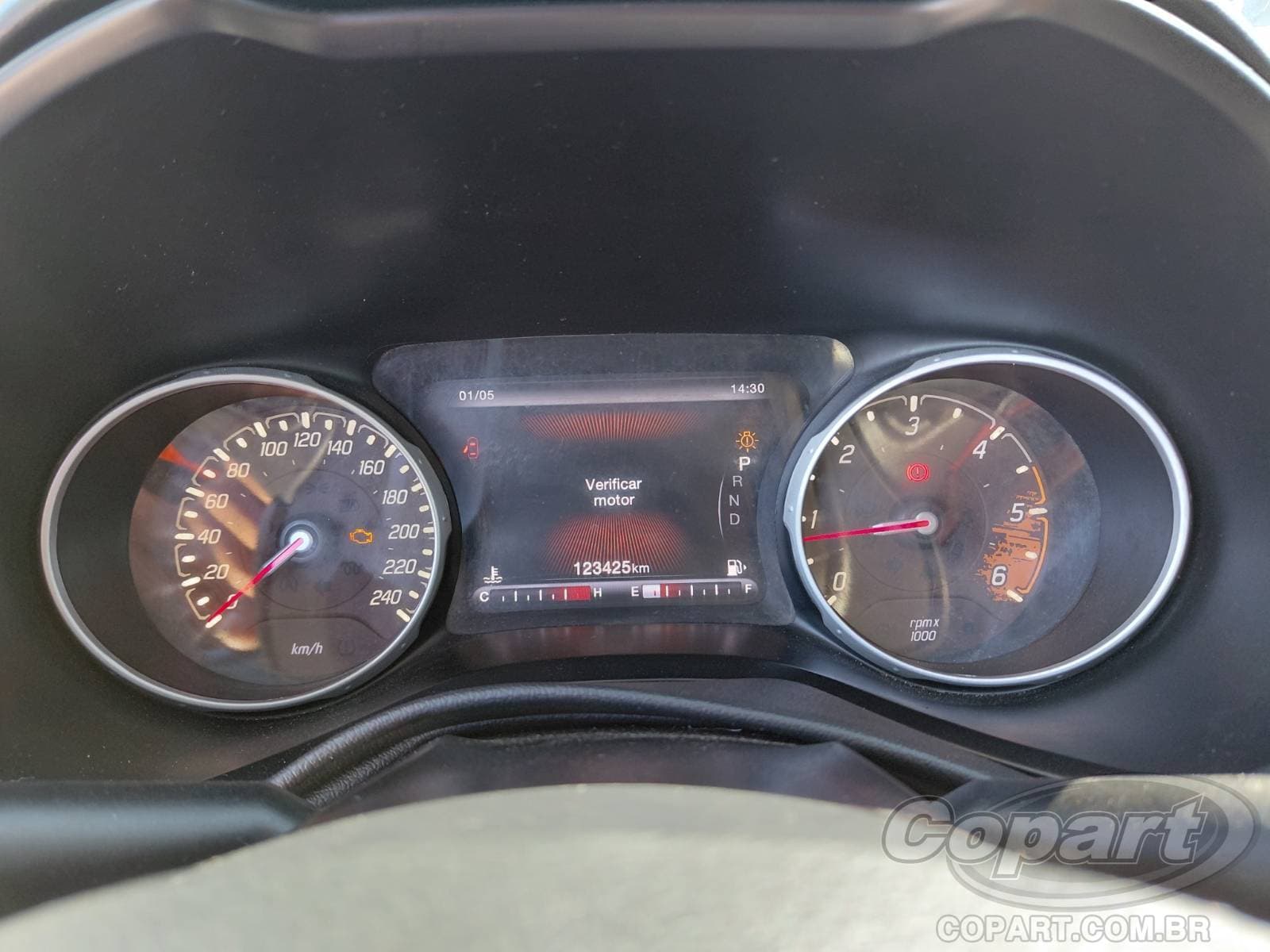 Fiat Toro 2018 — foto 8