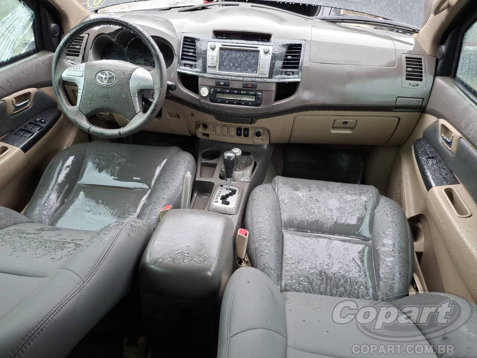 Toyota Hilux SW4 2013 — foto 9