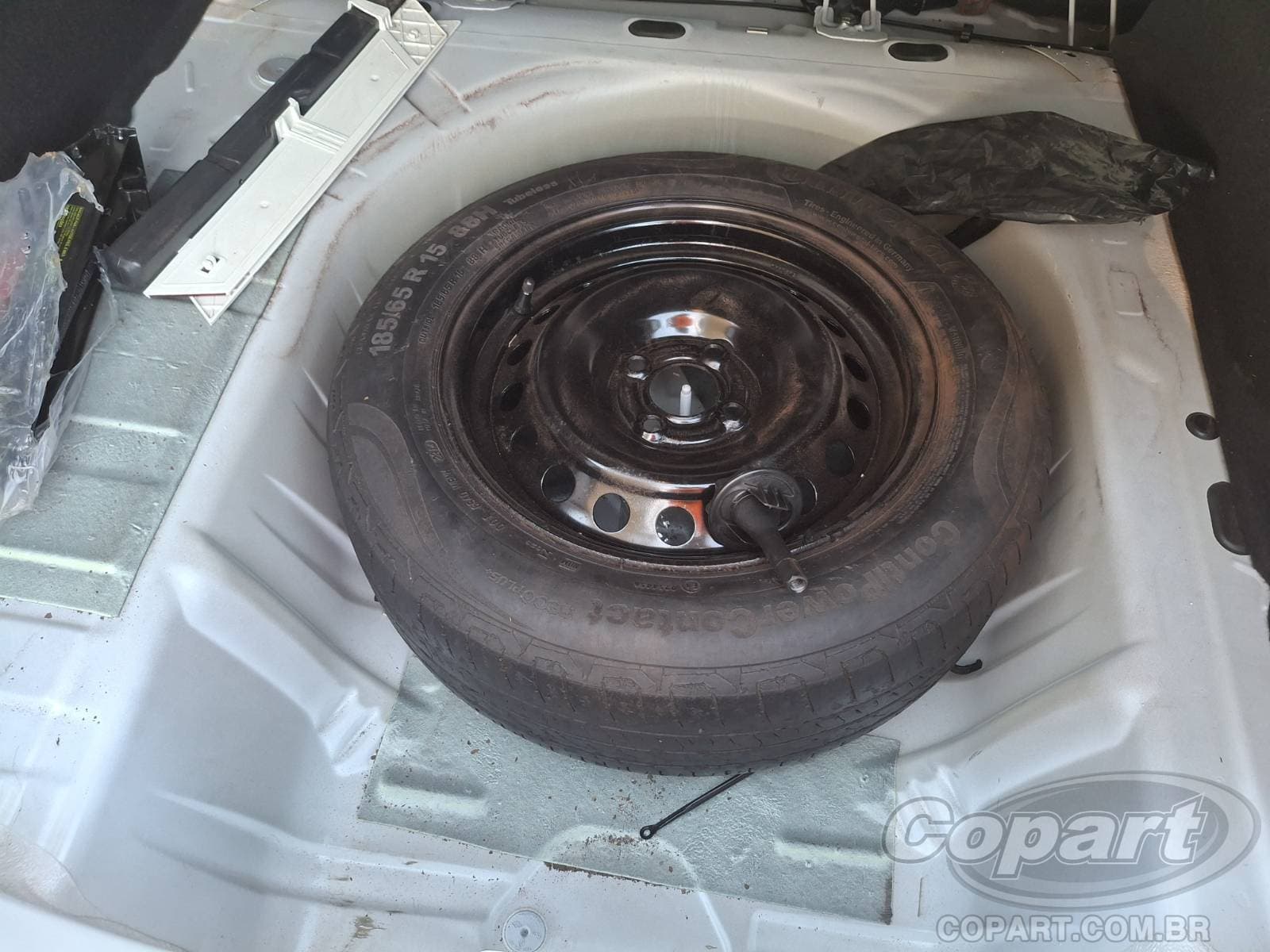 Renault Logan 2025 — foto 10