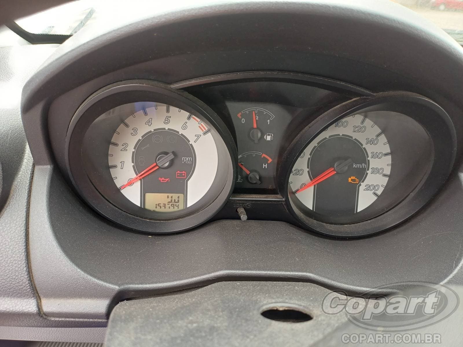Ford Fiesta Sedan 2009 — foto 8