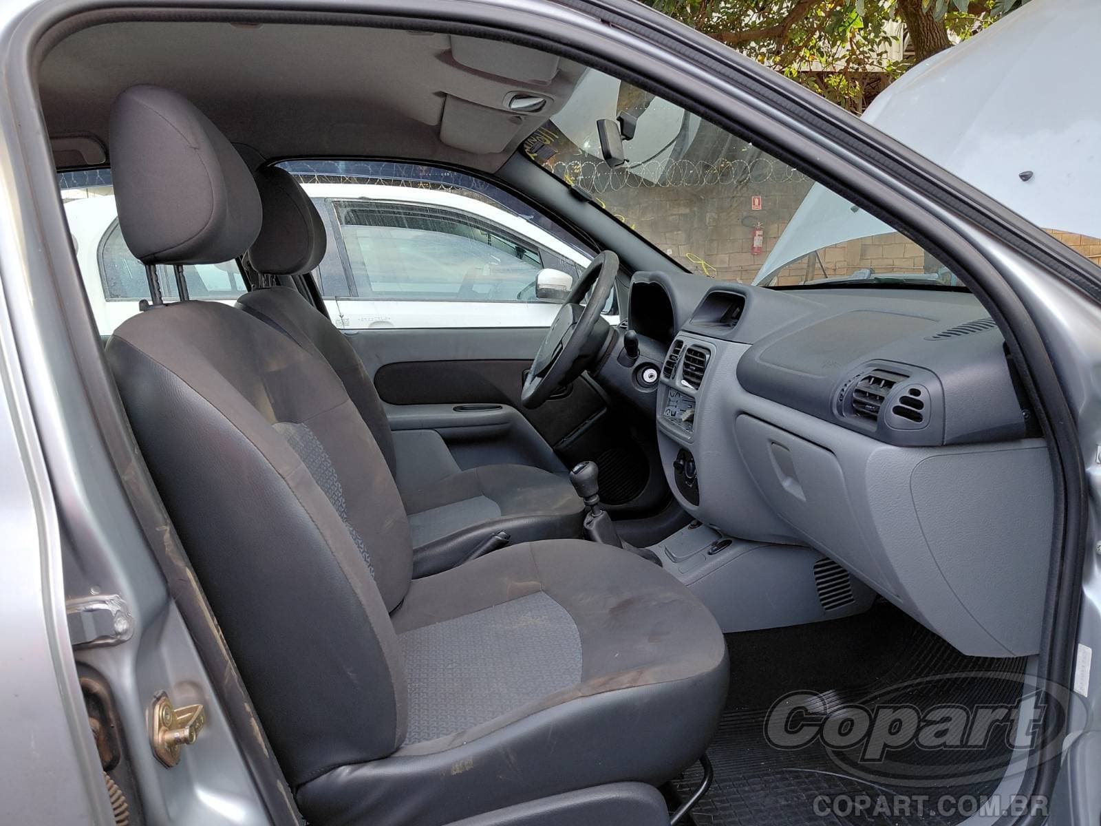 Renault Clio 2006 — foto 5