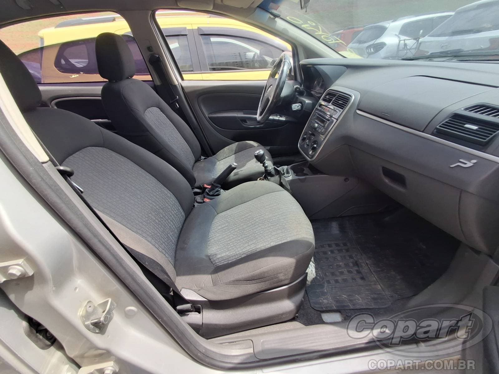 Fiat Punto 2011 — foto 5