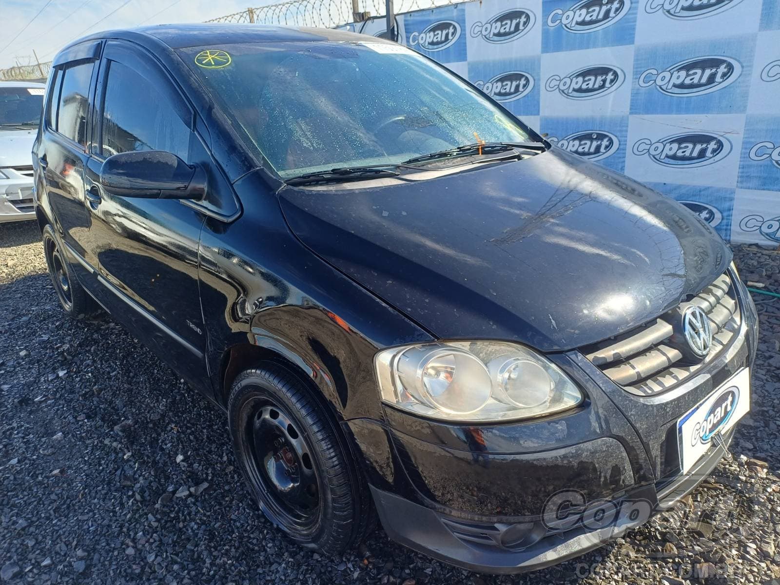 Volkswagen FOX 1.0 TOTAL FLEX 2010