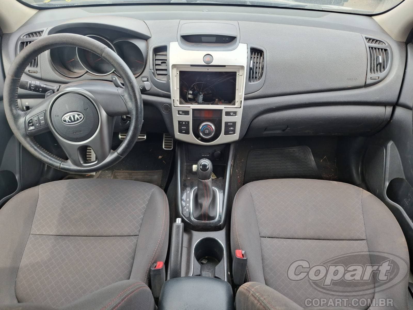Kia Cerato 2012 — foto 9