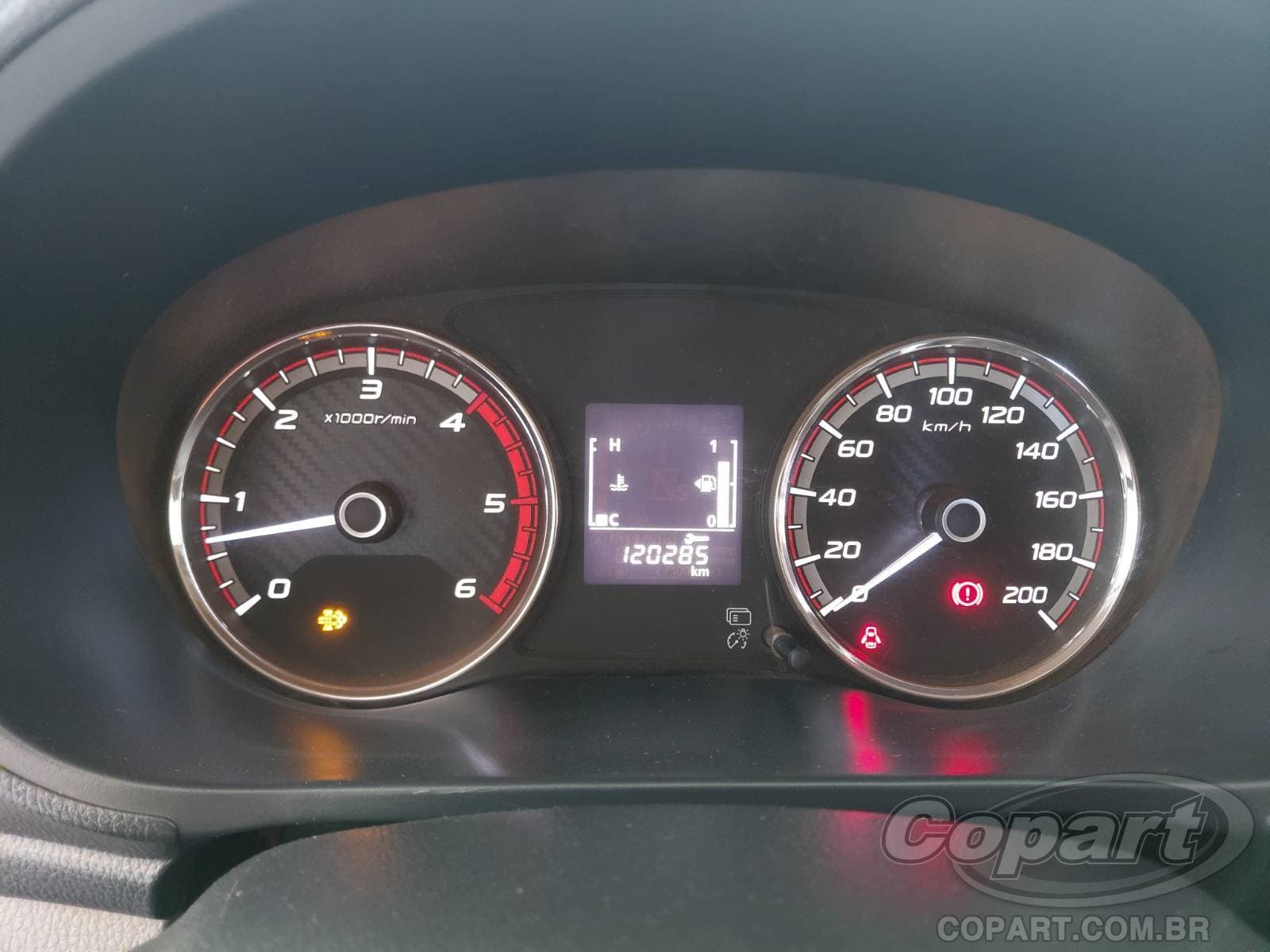 Mitsubishi L200 Triton 2025 — foto 8