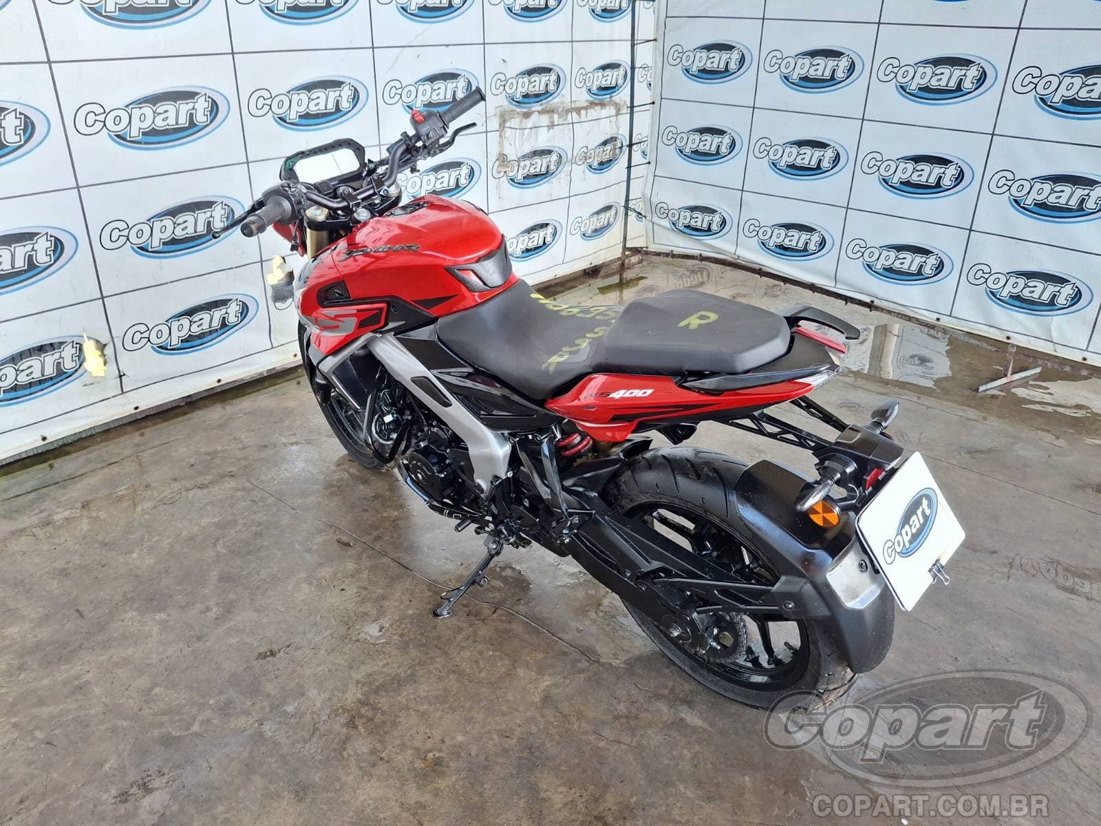 Bajaj Dominar 2026 — foto 3