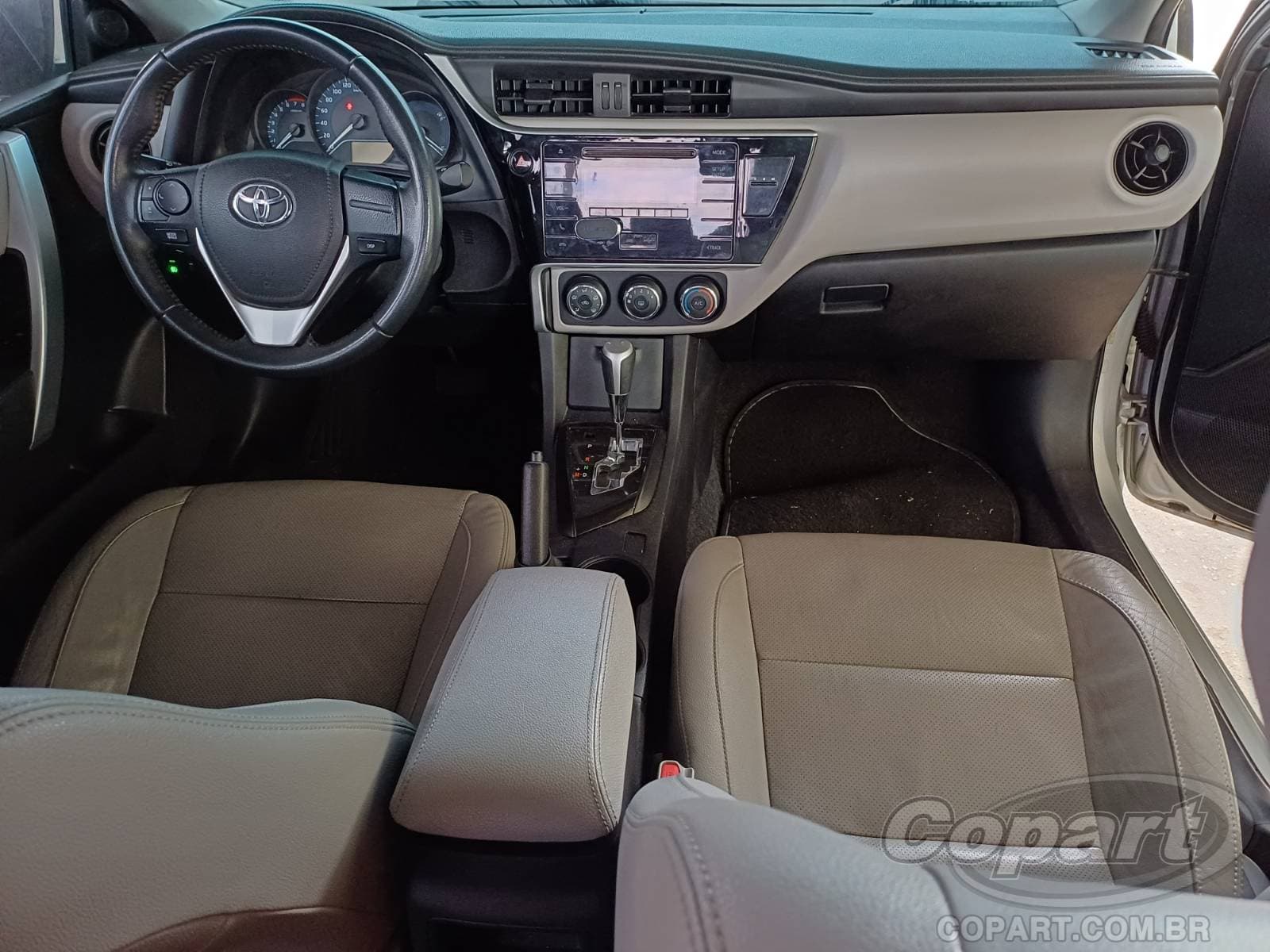 Toyota Corolla 2019 — foto 9