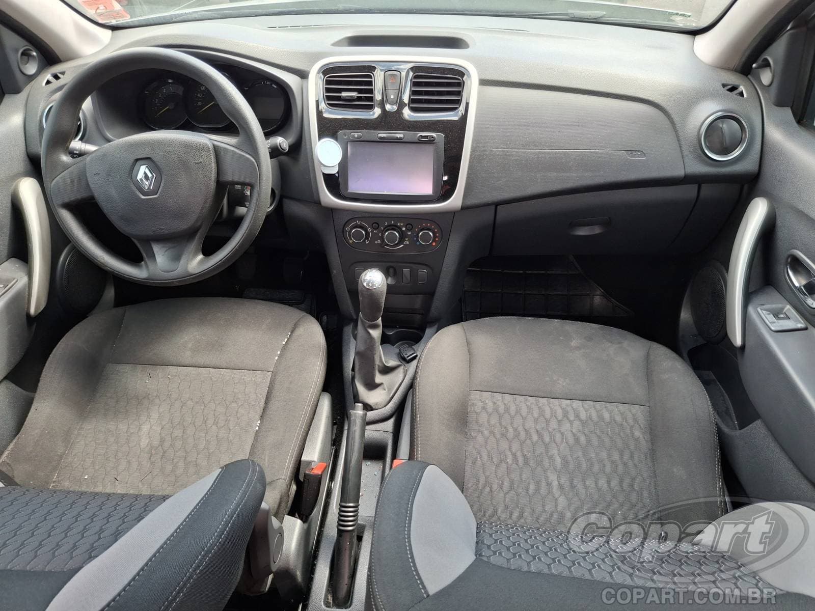 Renault Sandero 2019 — foto 9