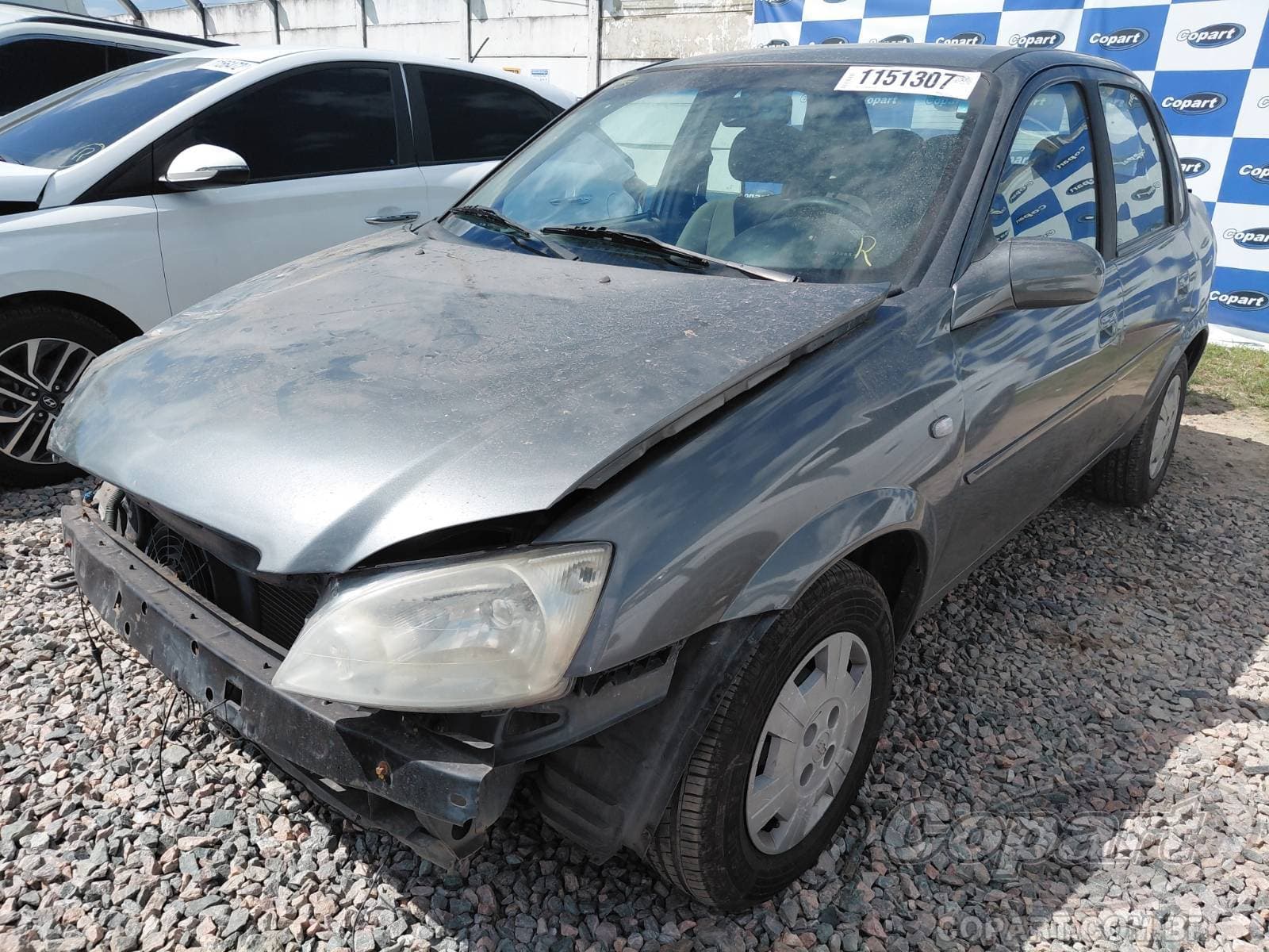 Chevrolet Classic 2011 — foto 2
