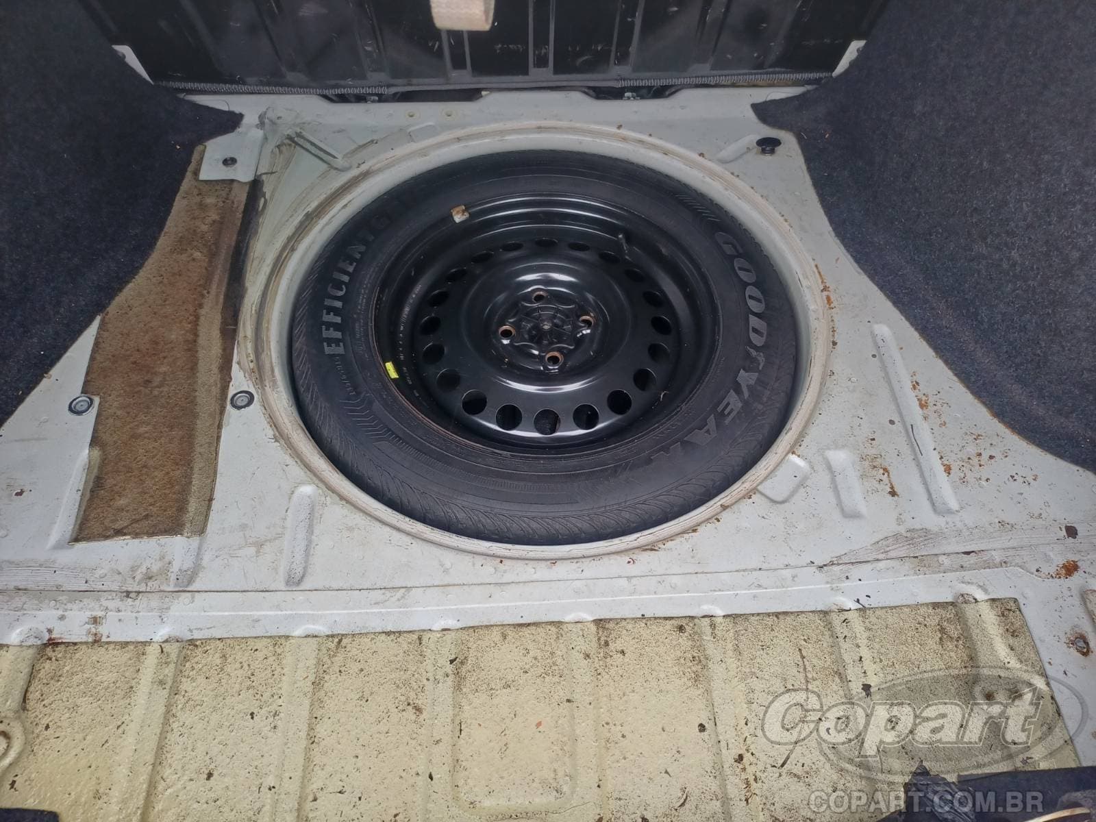 Volkswagen Voyage 2012 — foto 10