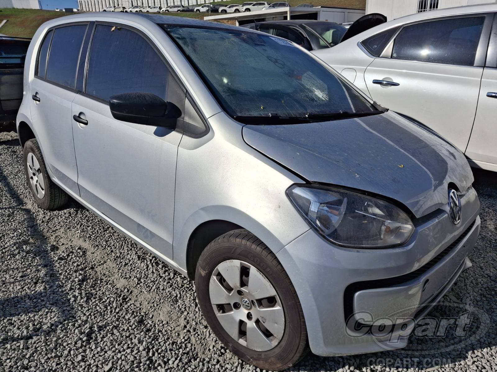 Volkswagen UP 2015 — foto 1