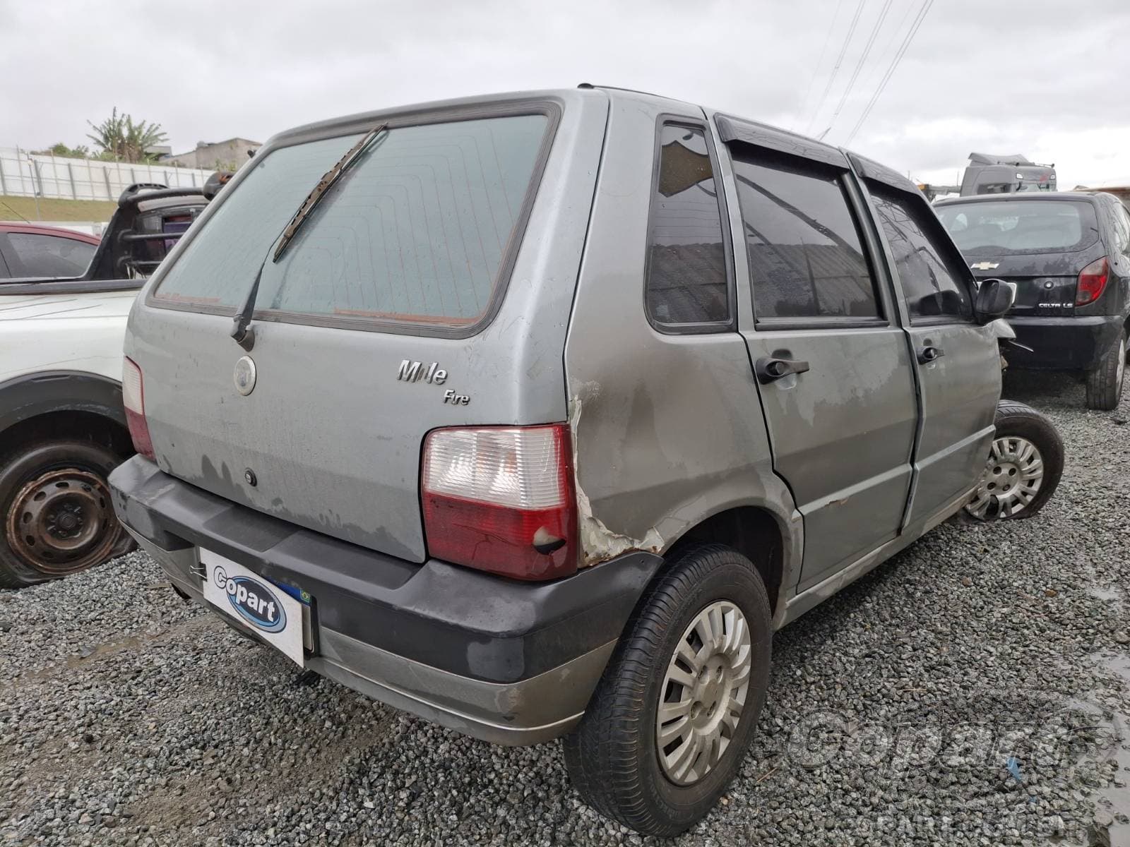 Fiat UNO 2005 — foto 4