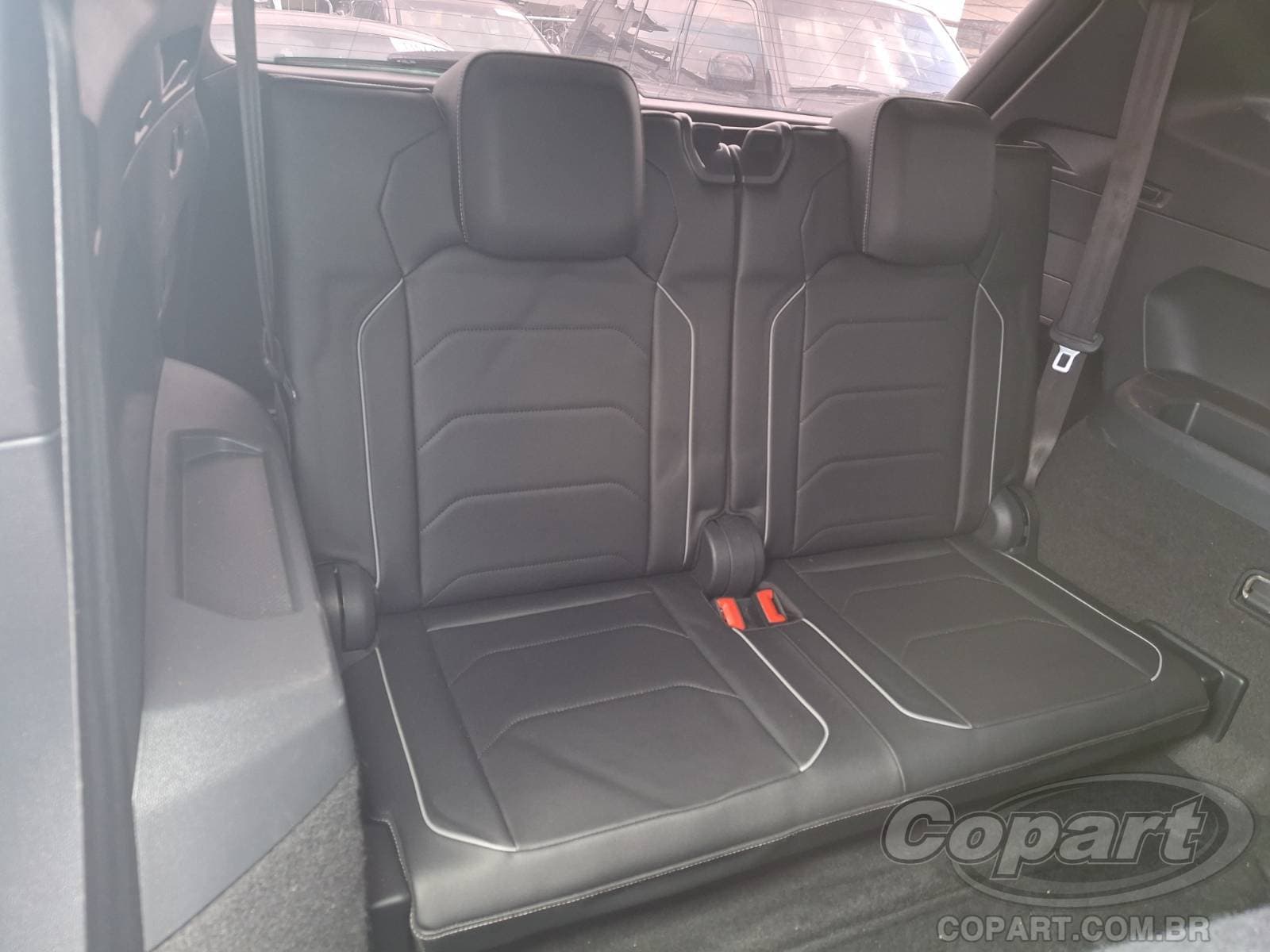 Volkswagen Tiguan 2019 — foto 11