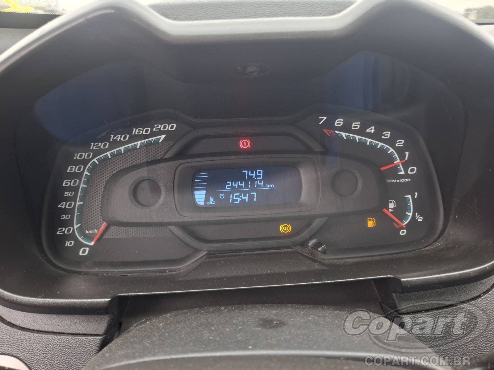 Chevrolet Montana 2018 — foto 8
