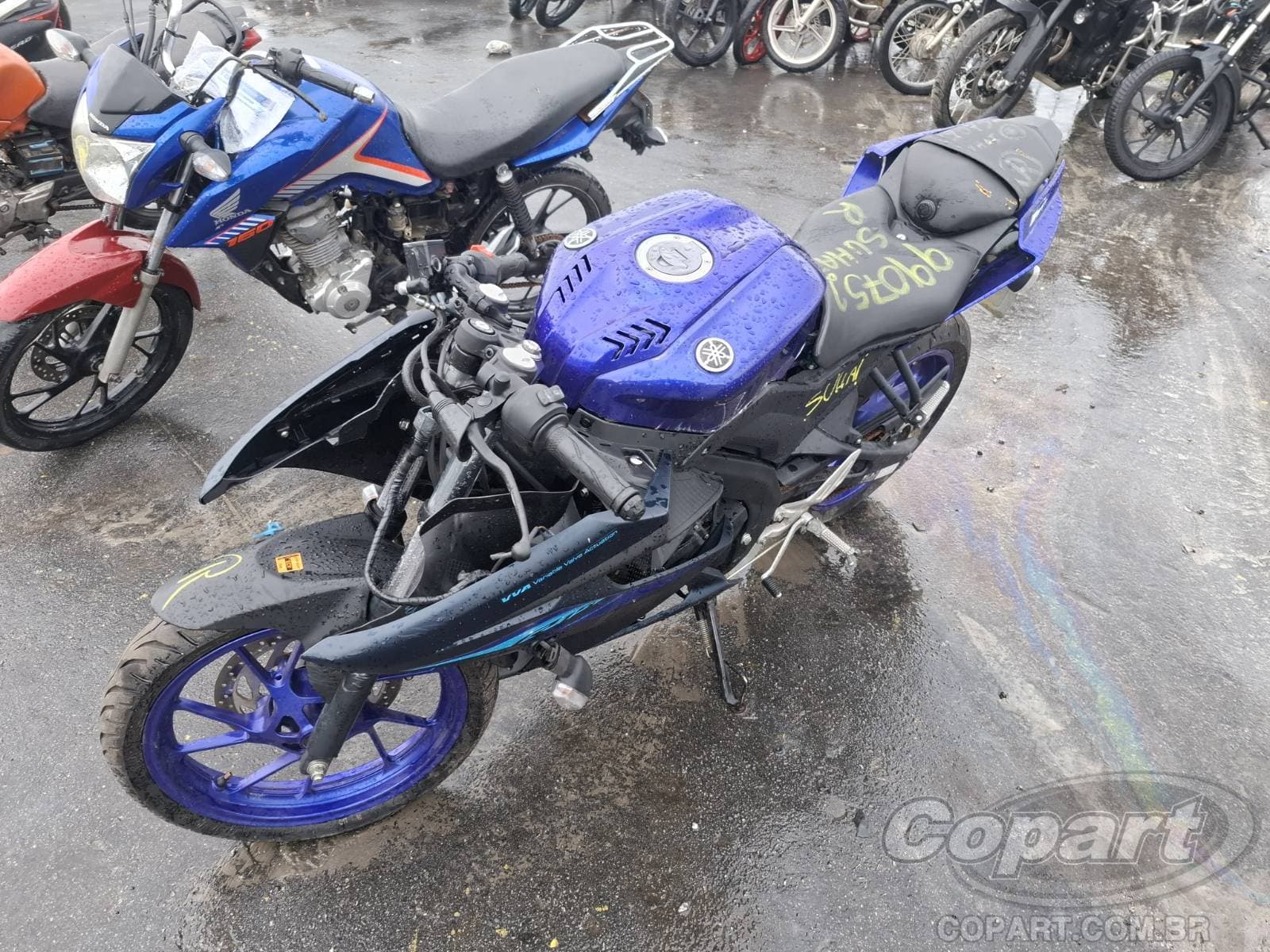 Yamaha YZF R15 2025 — foto 2