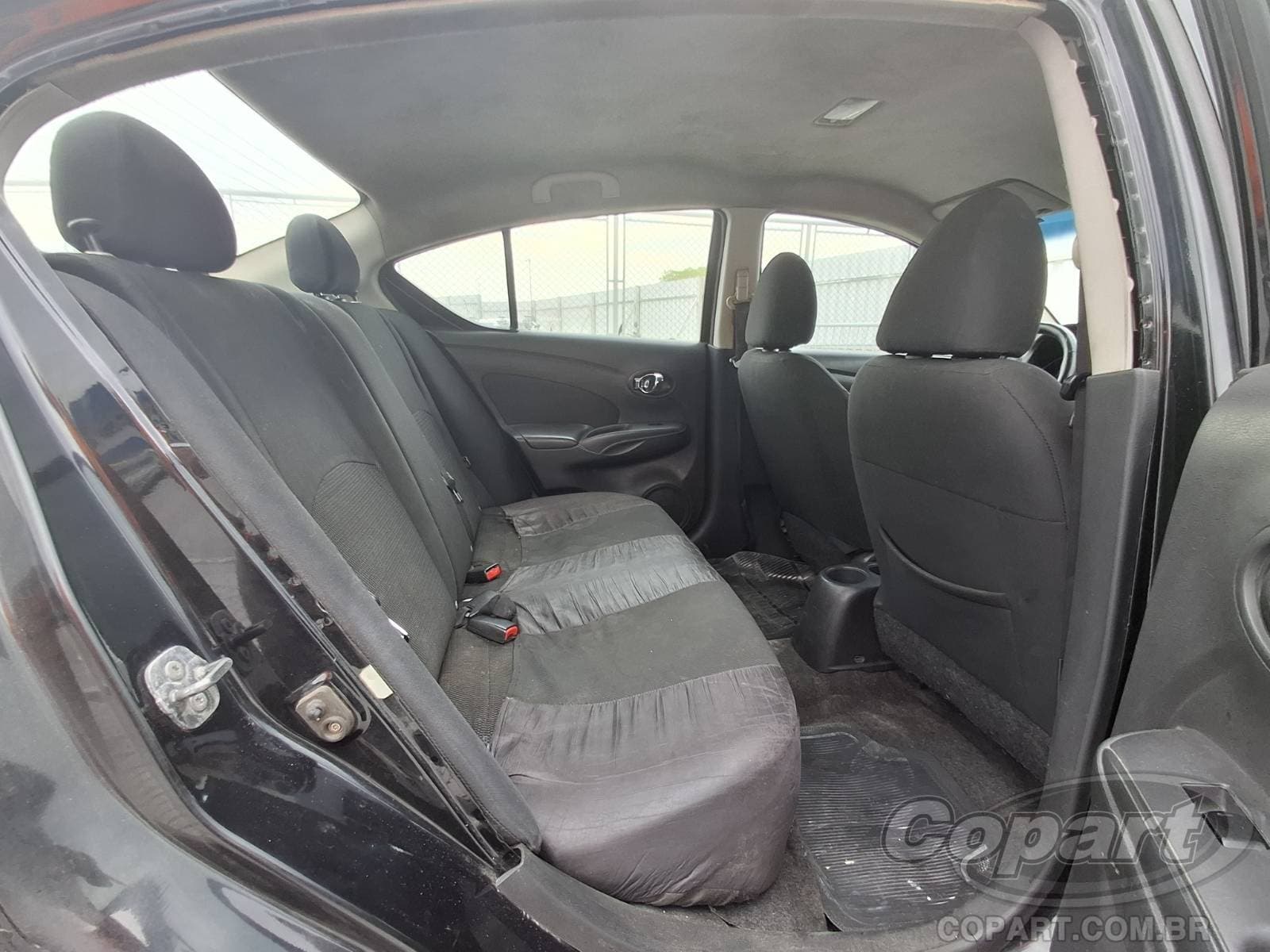 Nissan Versa 2014 — foto 6