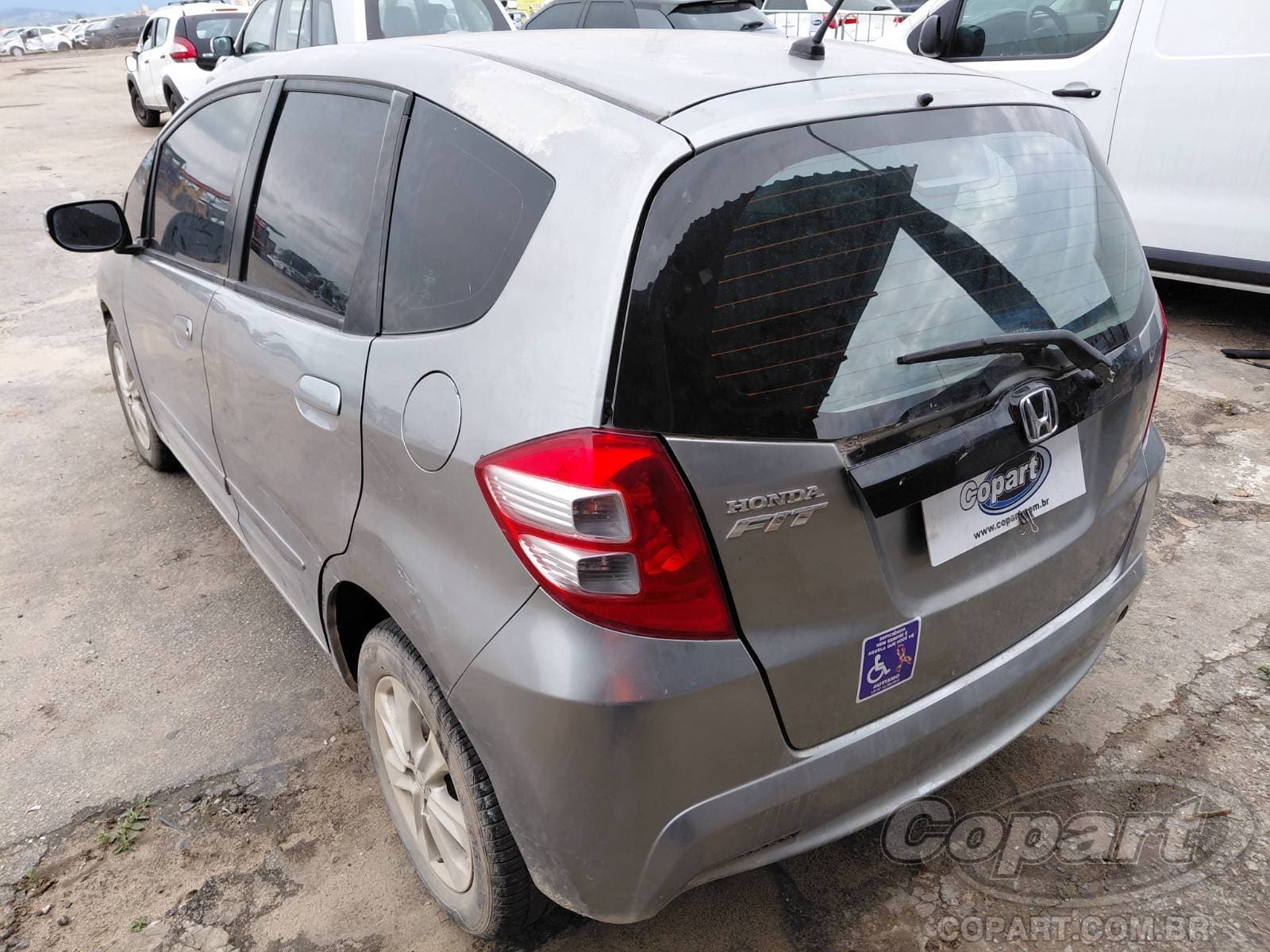 Honda FIT 2014 — foto 3