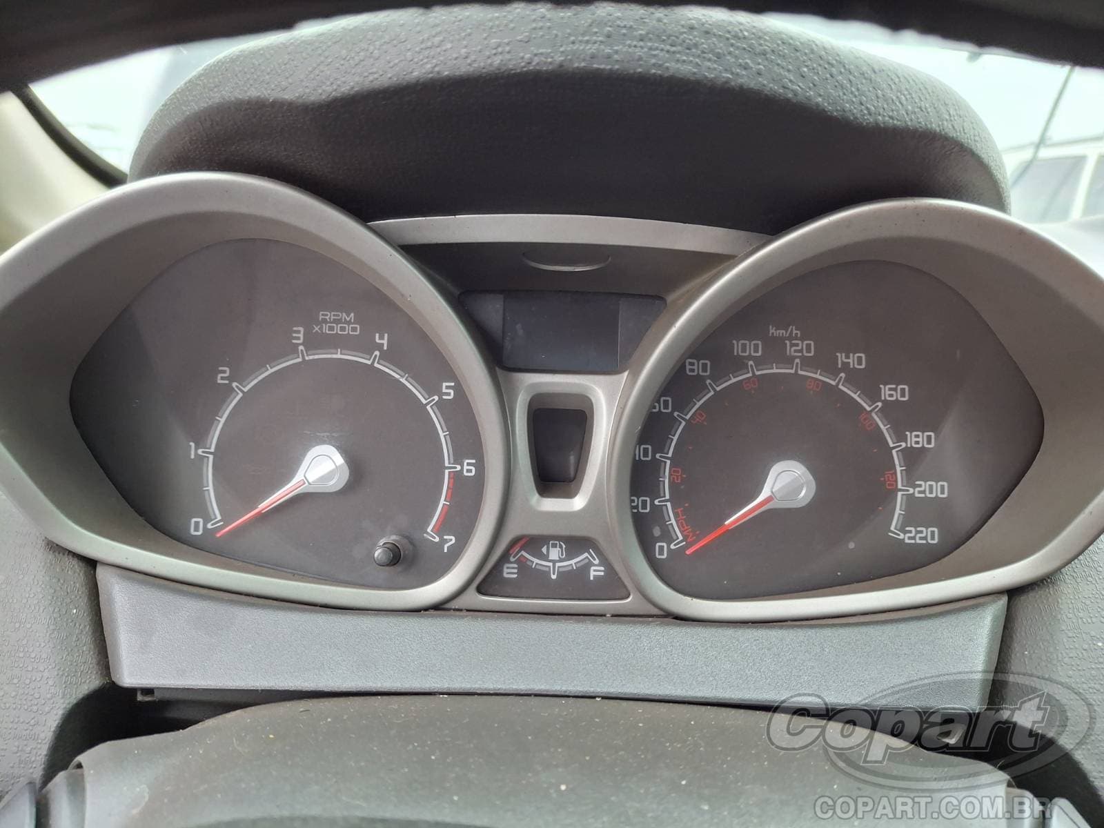 Ford Fiesta 2012 — foto 8