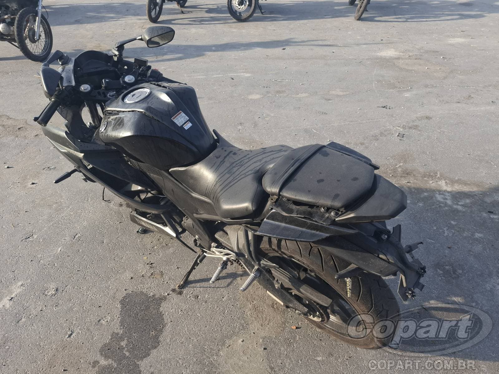 Yamaha YZF R15 2025 — foto 3