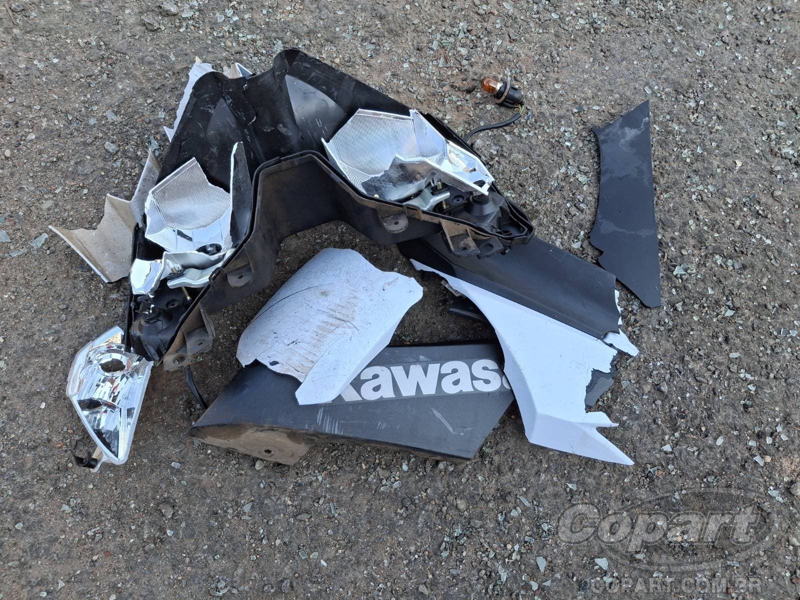 Kawasaki Ninja 300 2013 — foto 11