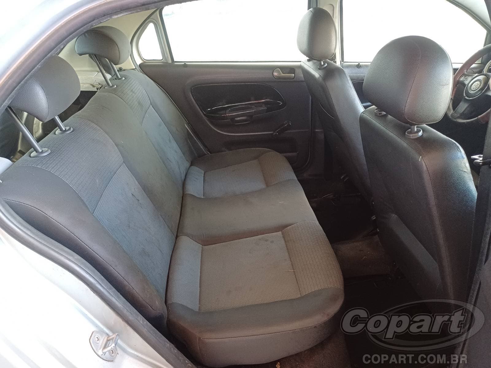 Volkswagen GOL 2011 — foto 6