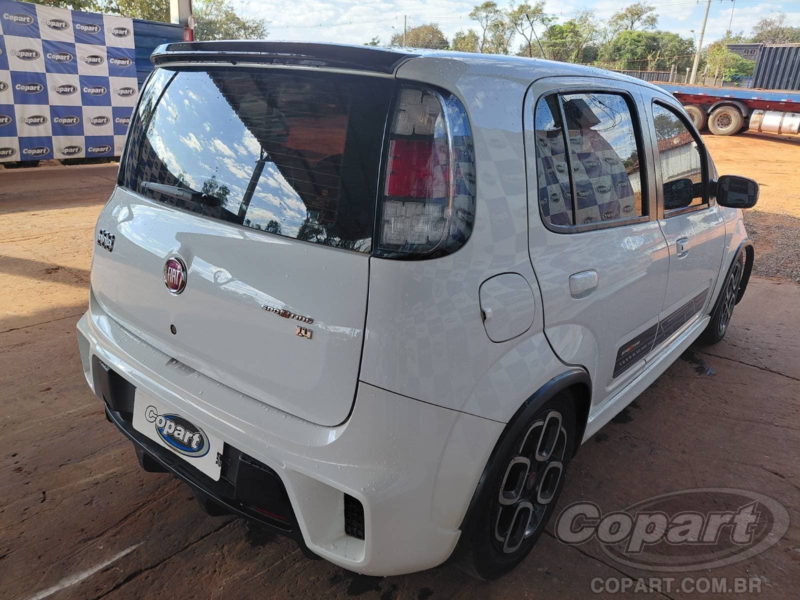 Fiat UNO 2015 — foto 4