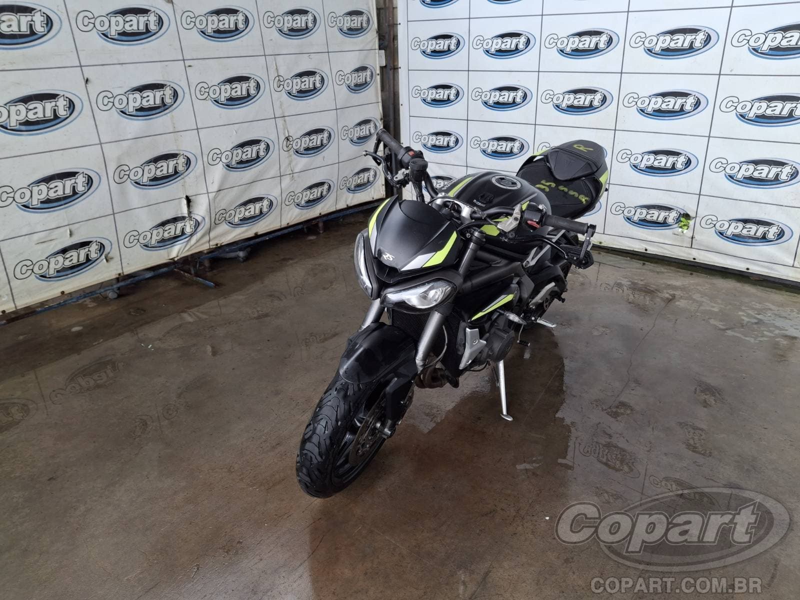 Triumph Street Triple 2020 — foto 2