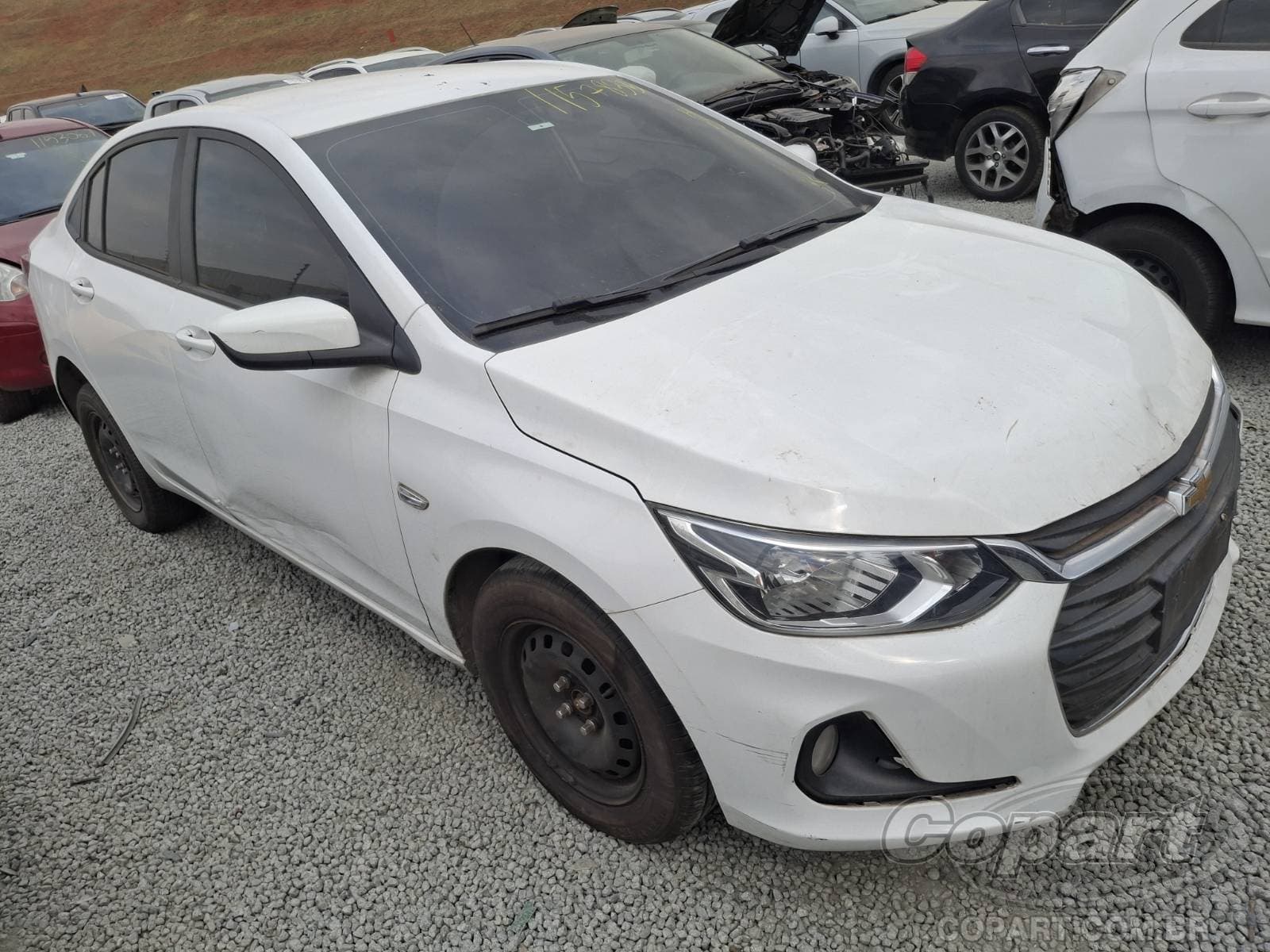 Chevrolet Onix Plus 2020 — foto 1