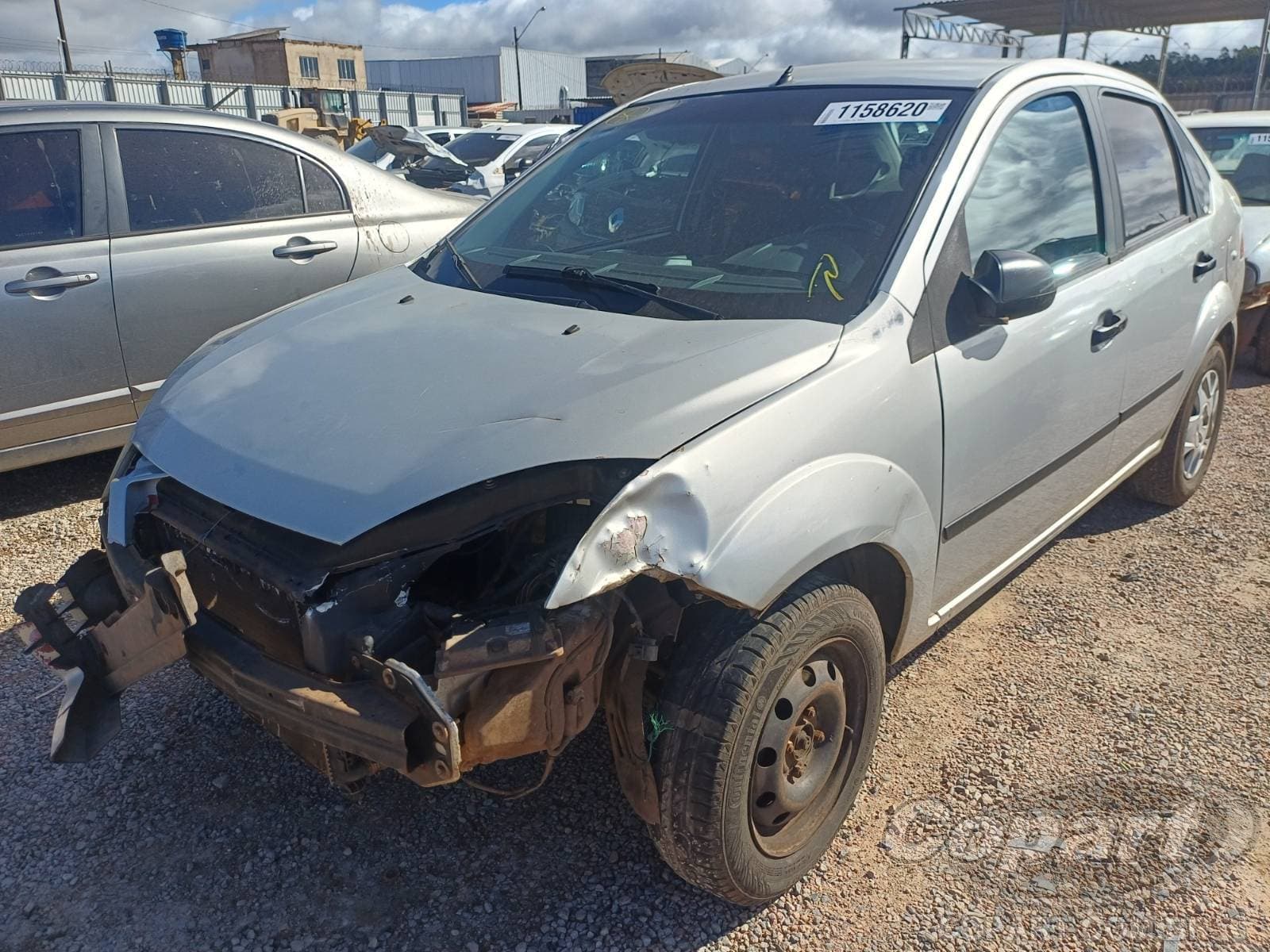 Ford Fiesta Sedan 2008 — foto 2