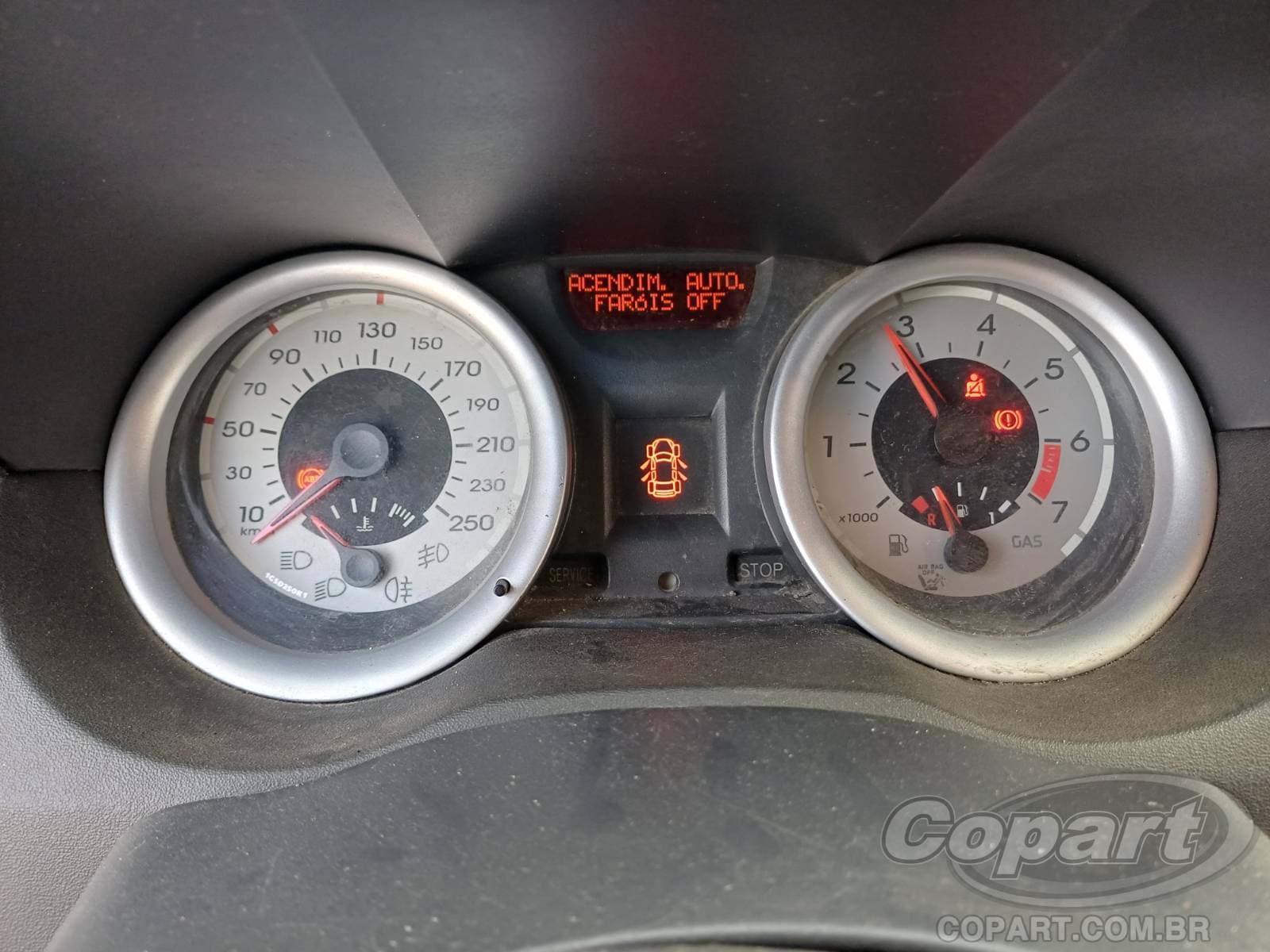 Renault Megane Grand Tour 2013 — foto 8