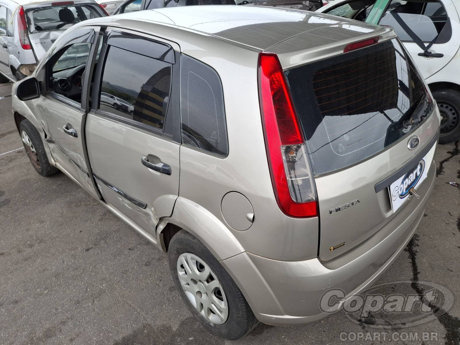 Ford Fiesta 2011 — foto 3