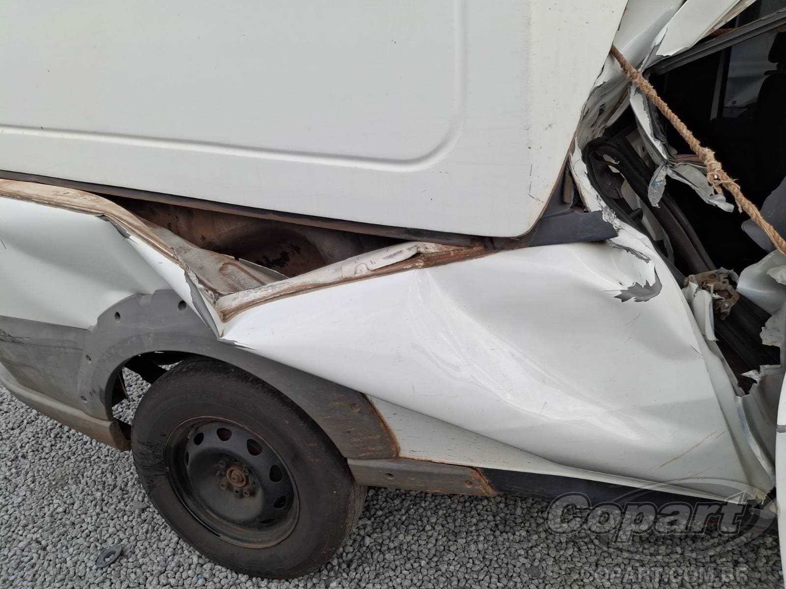 Fiat Strada 2013 — foto 13