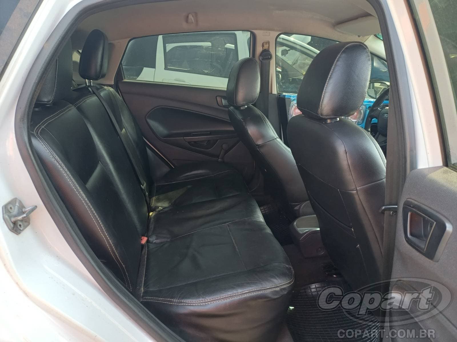 Ford Fiesta 2016 — foto 6