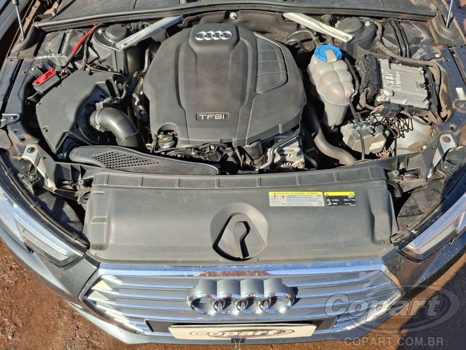 Audi A4 2018 — foto 7