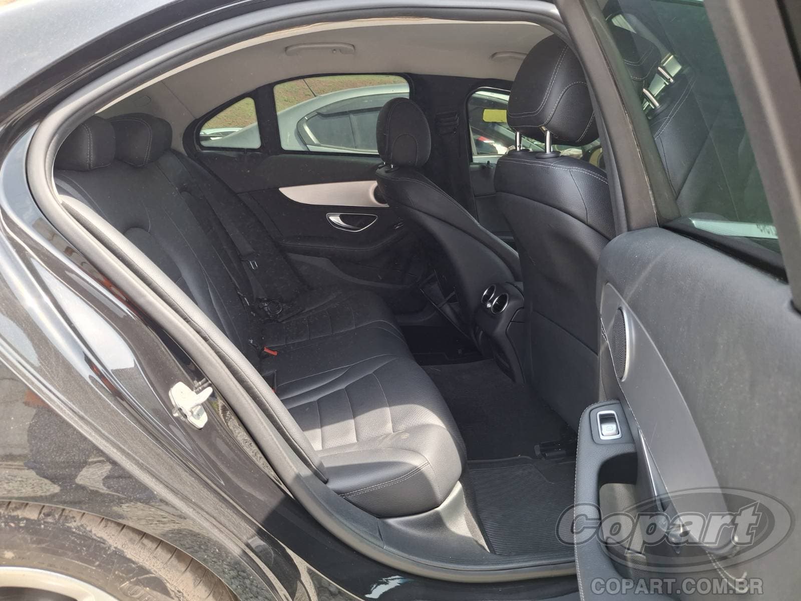 Mercedes-Benz Classe C 2015 — foto 6