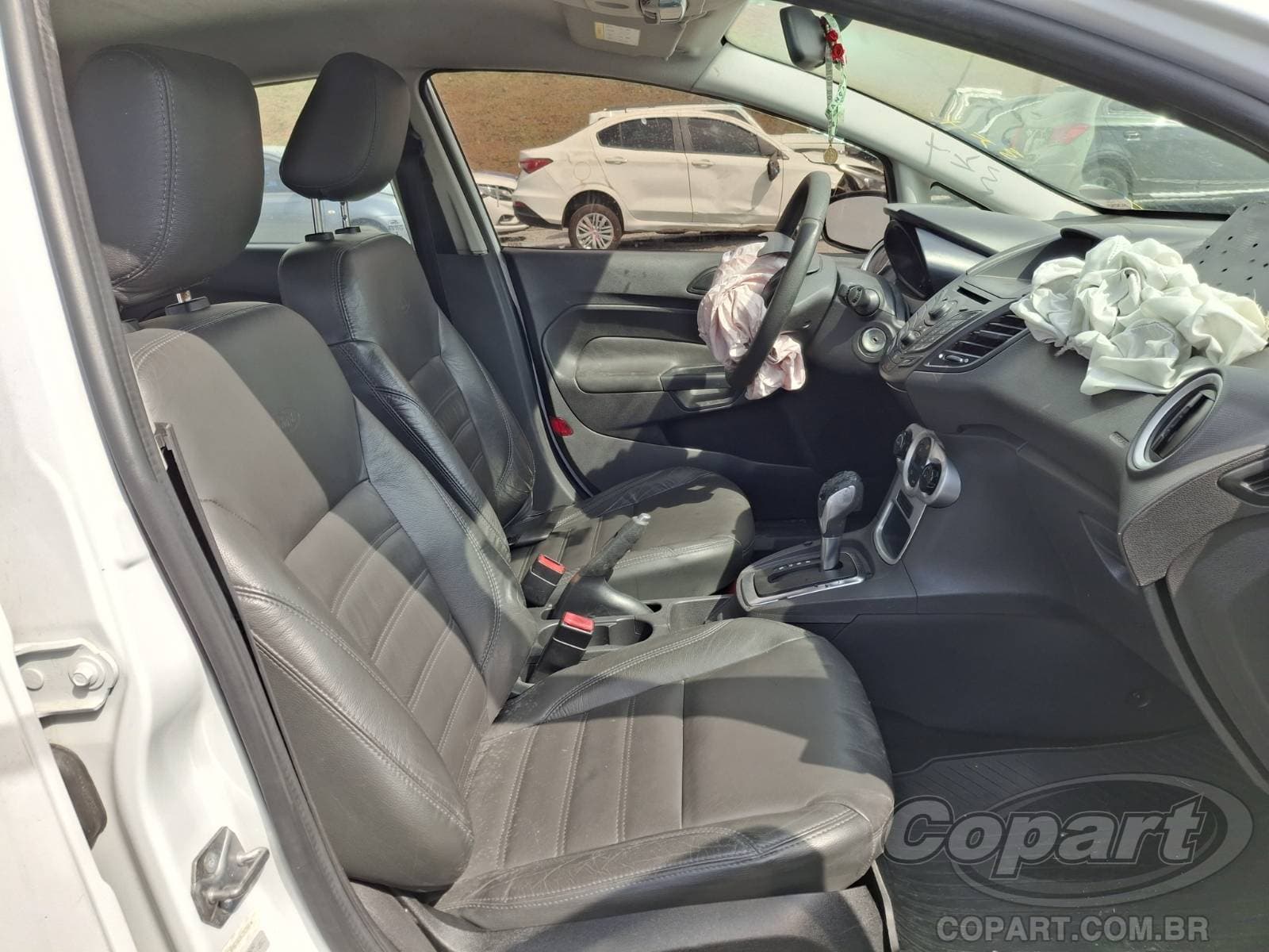 Ford Fiesta 2014 — foto 5