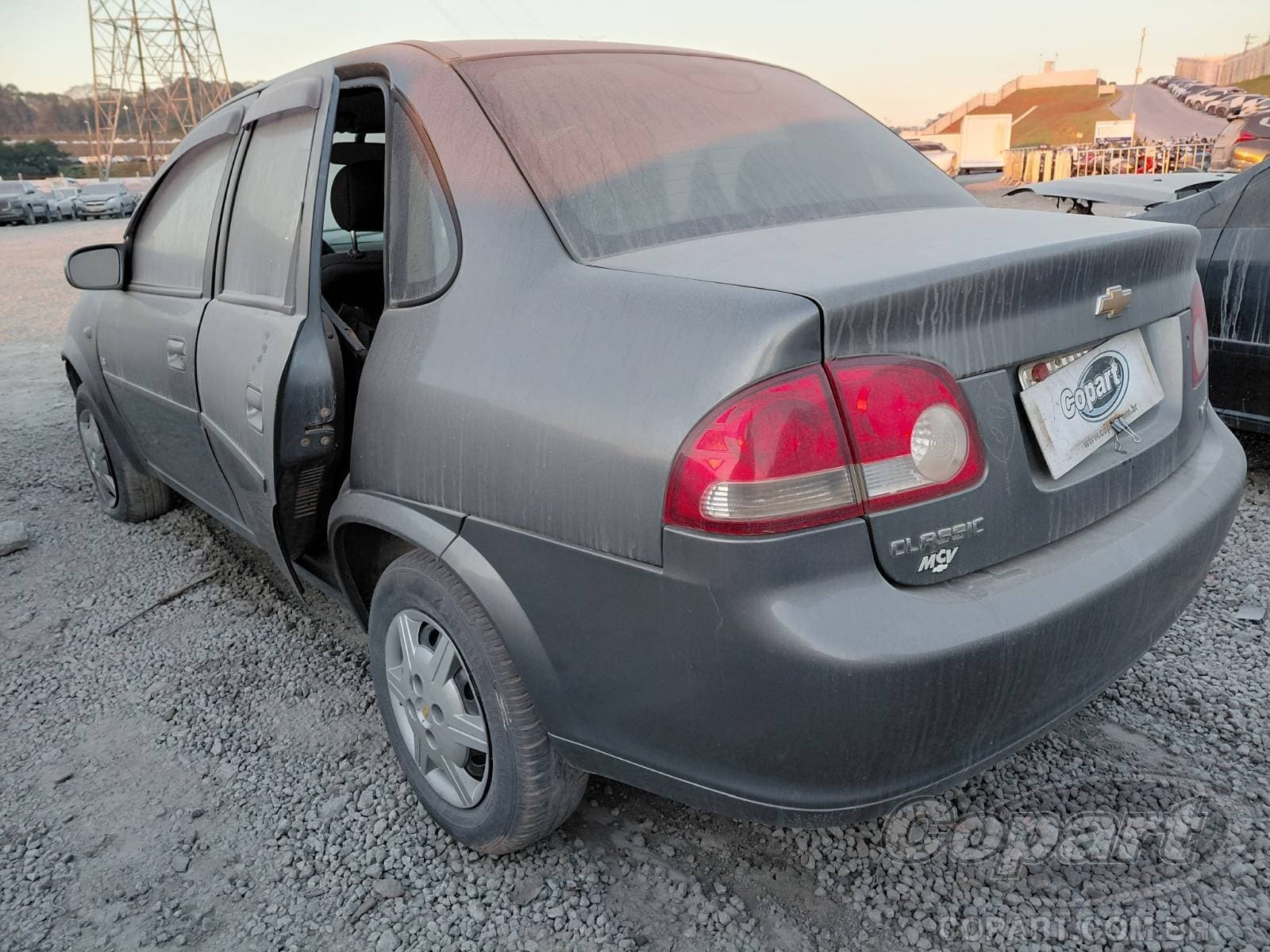 Chevrolet Classic 2012 — foto 3