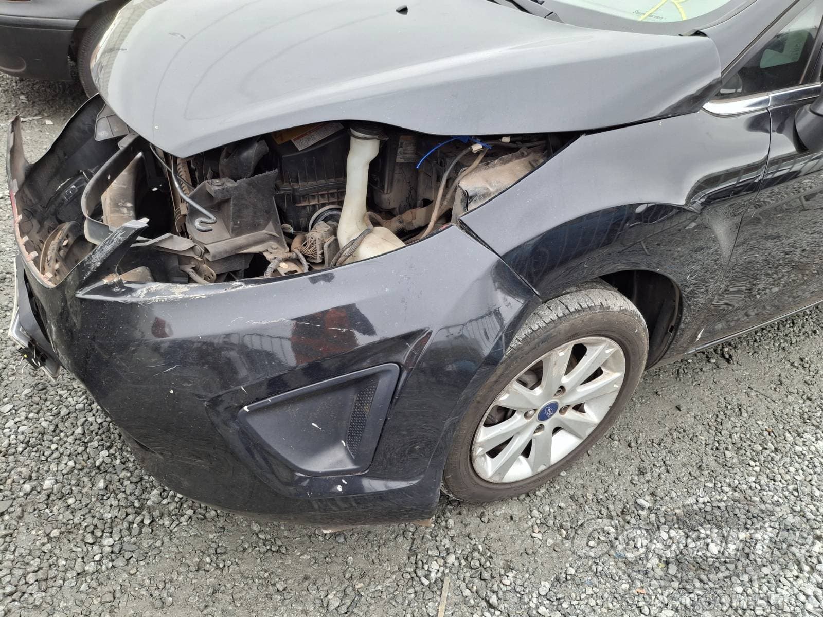 Ford Fiesta 2012 — foto 13